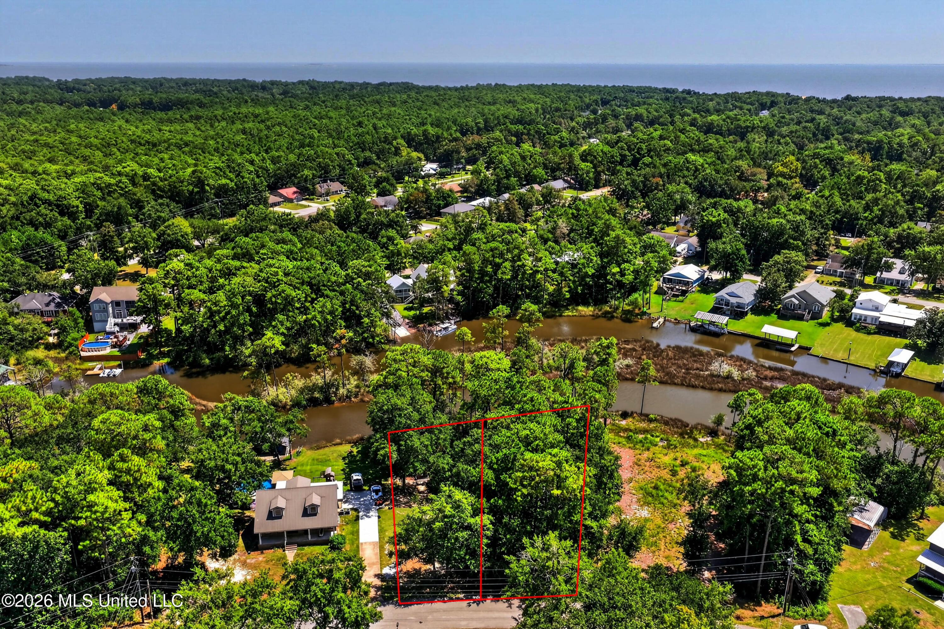 Bahama Drive Property Photo 3