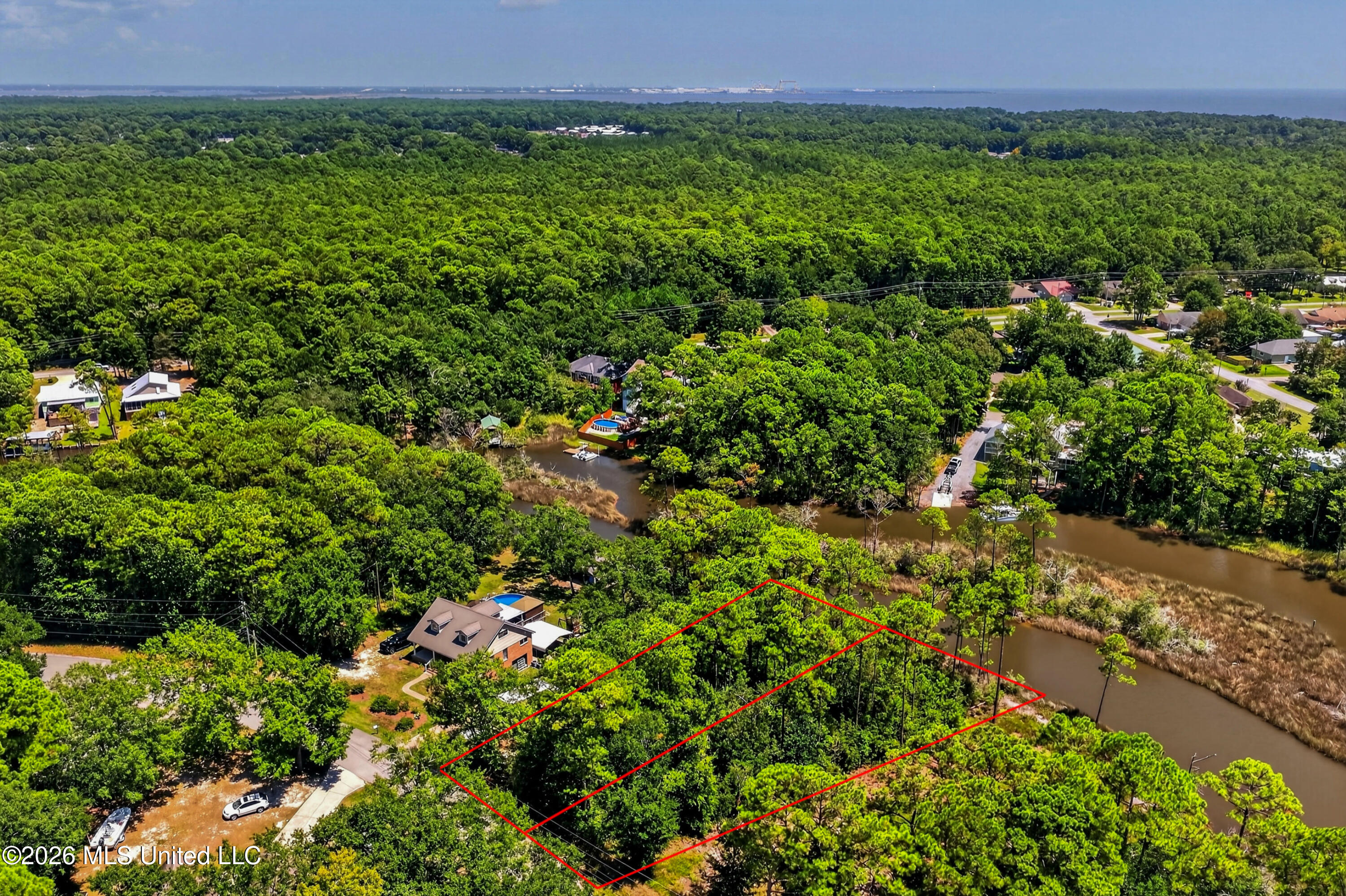 Bahama Drive Property Photo 4