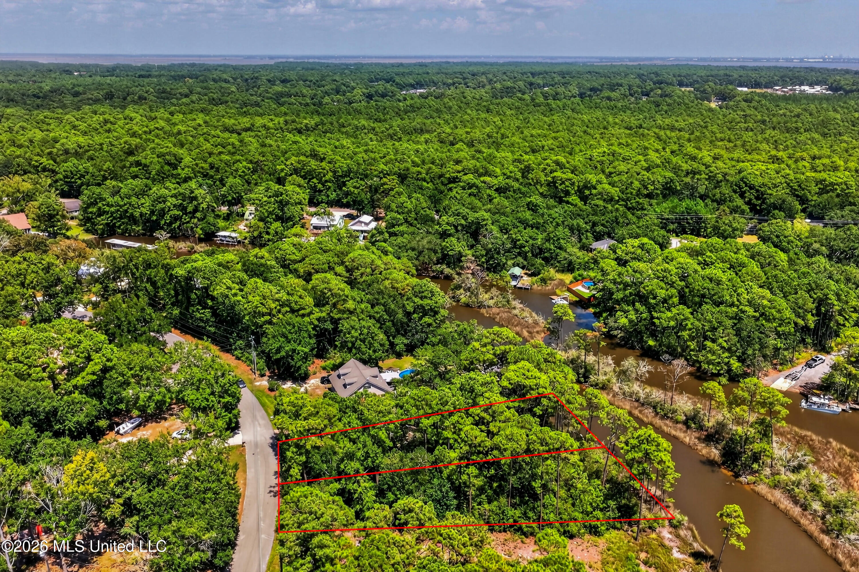 Bahama Drive Property Photo 5