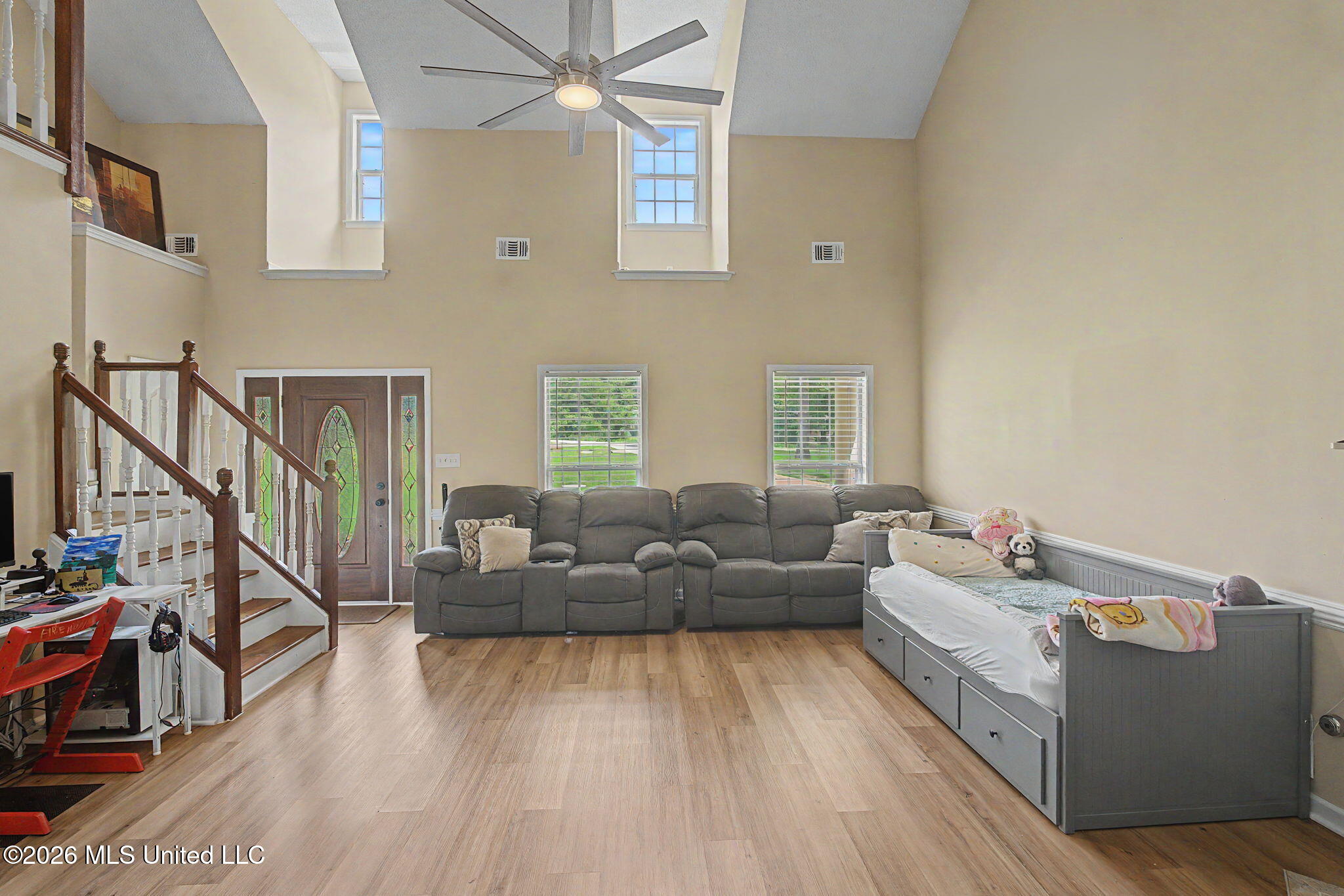 4019 Victoria Drive Property Photo 19