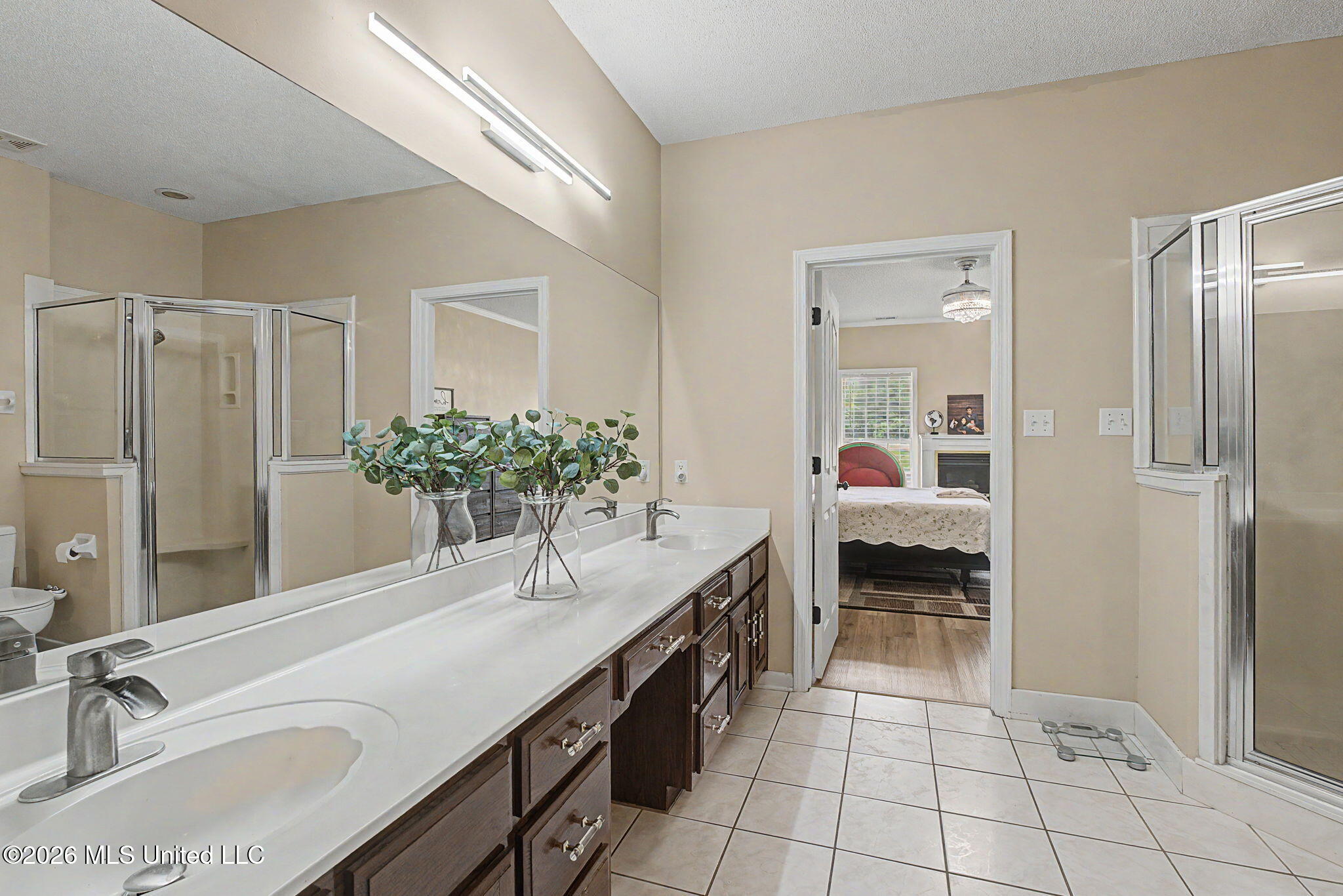 4019 Victoria Drive Property Photo 28