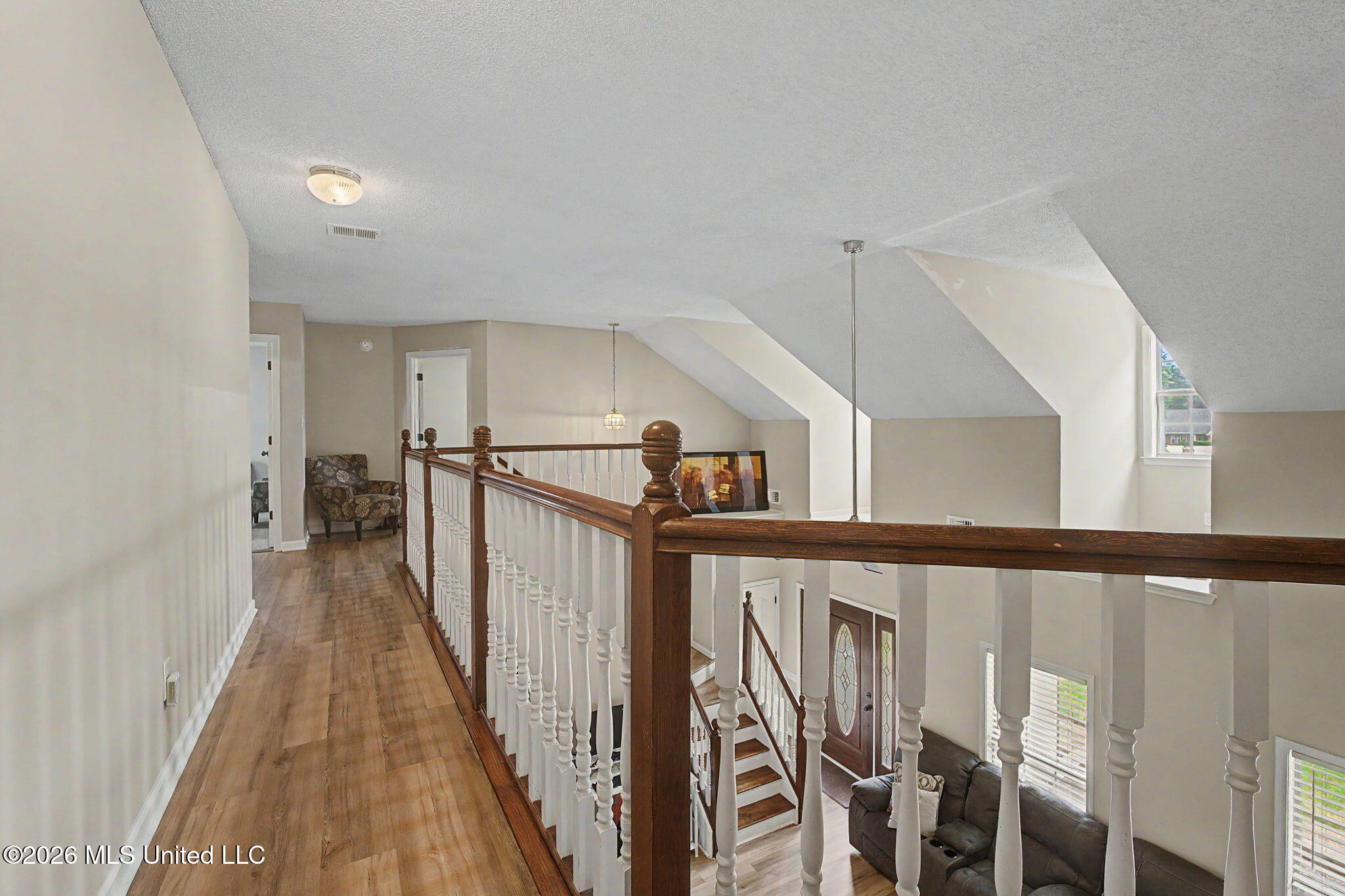 4019 Victoria Drive Property Photo 34