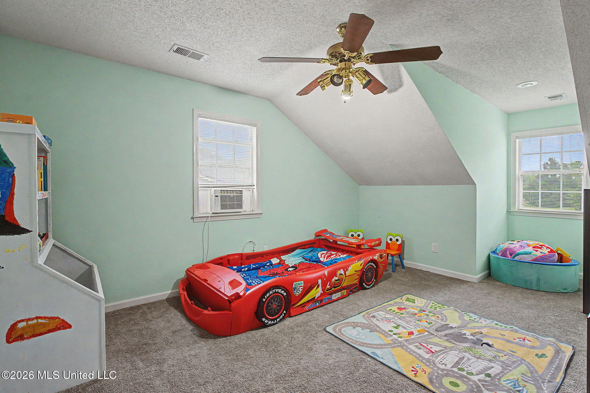 4019 Victoria Drive Property Photo 36