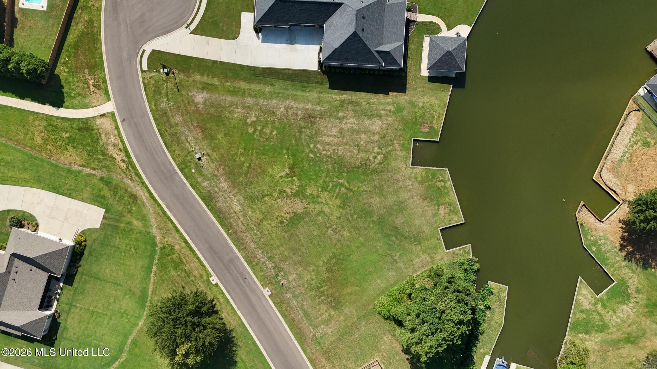 209 Harper's Way Property Photo 3
