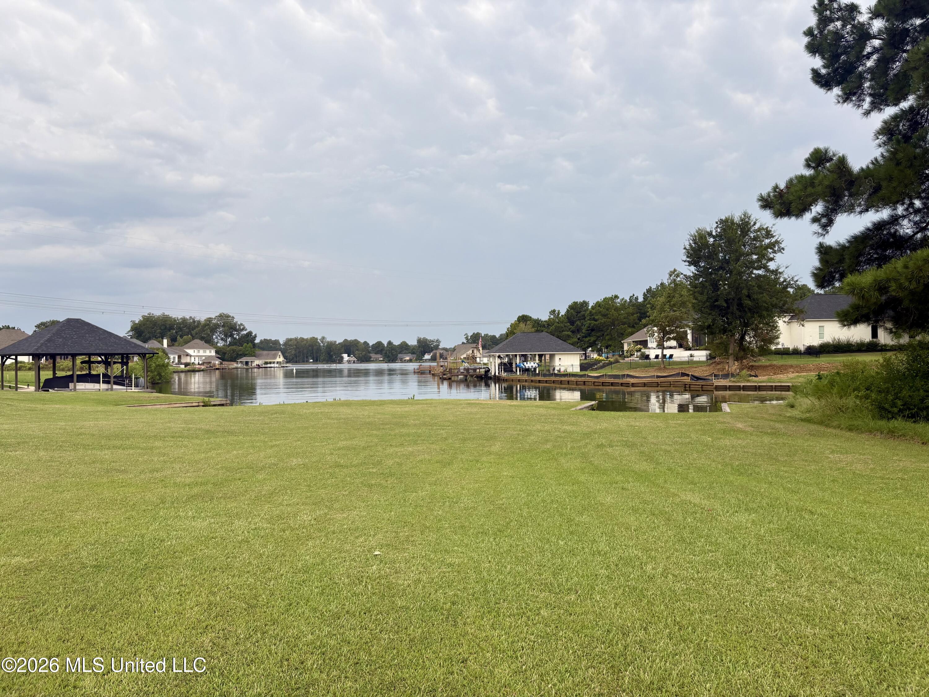 209 Harper's Way Property Photo 9