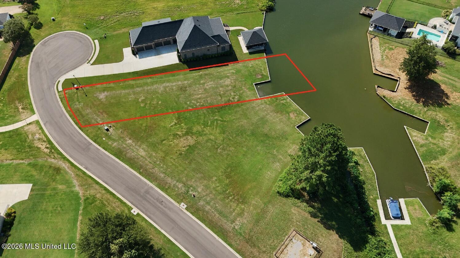 211 Harper's Way Property Photo 4