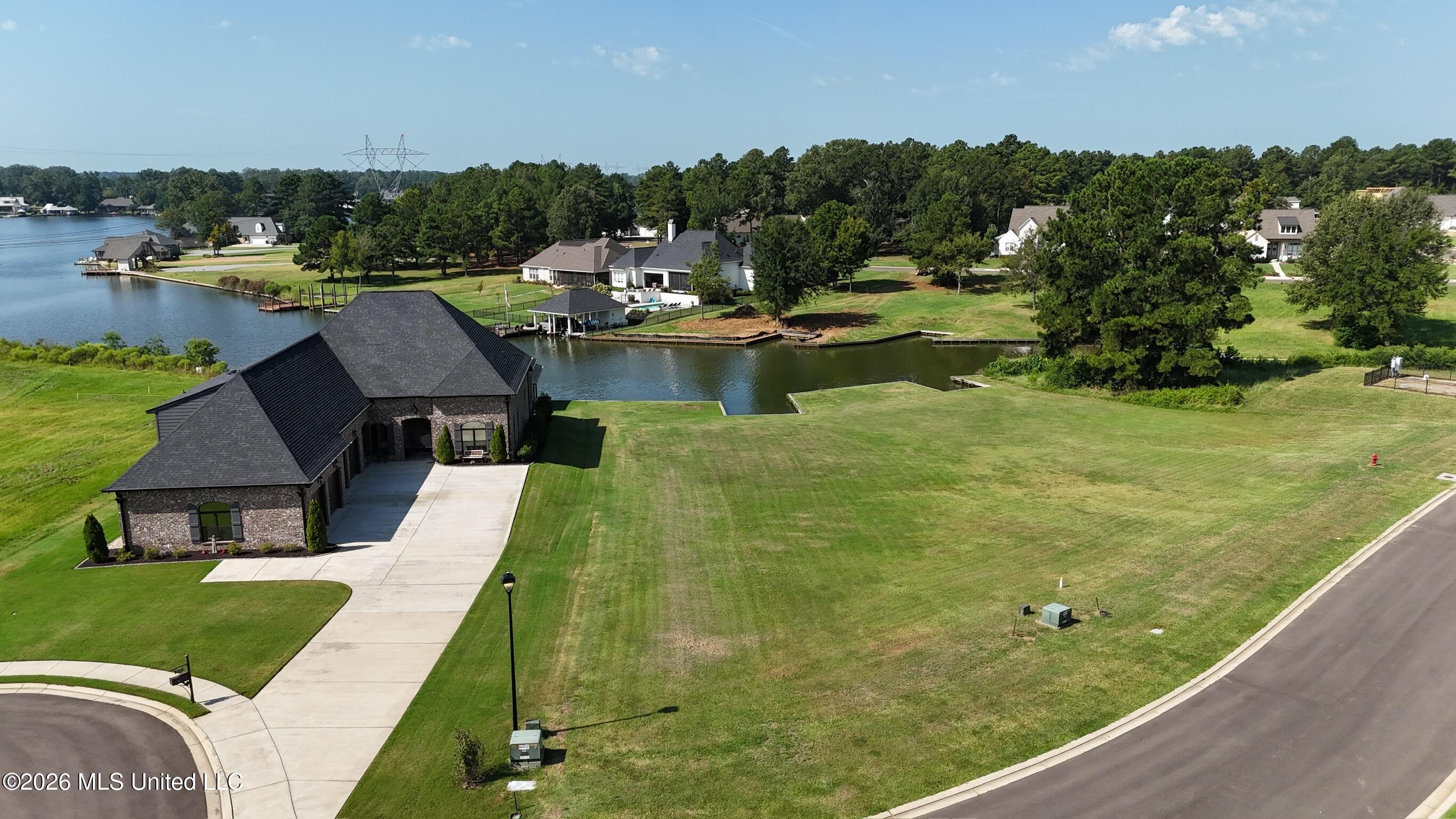 211 Harper's Way Property Photo 5