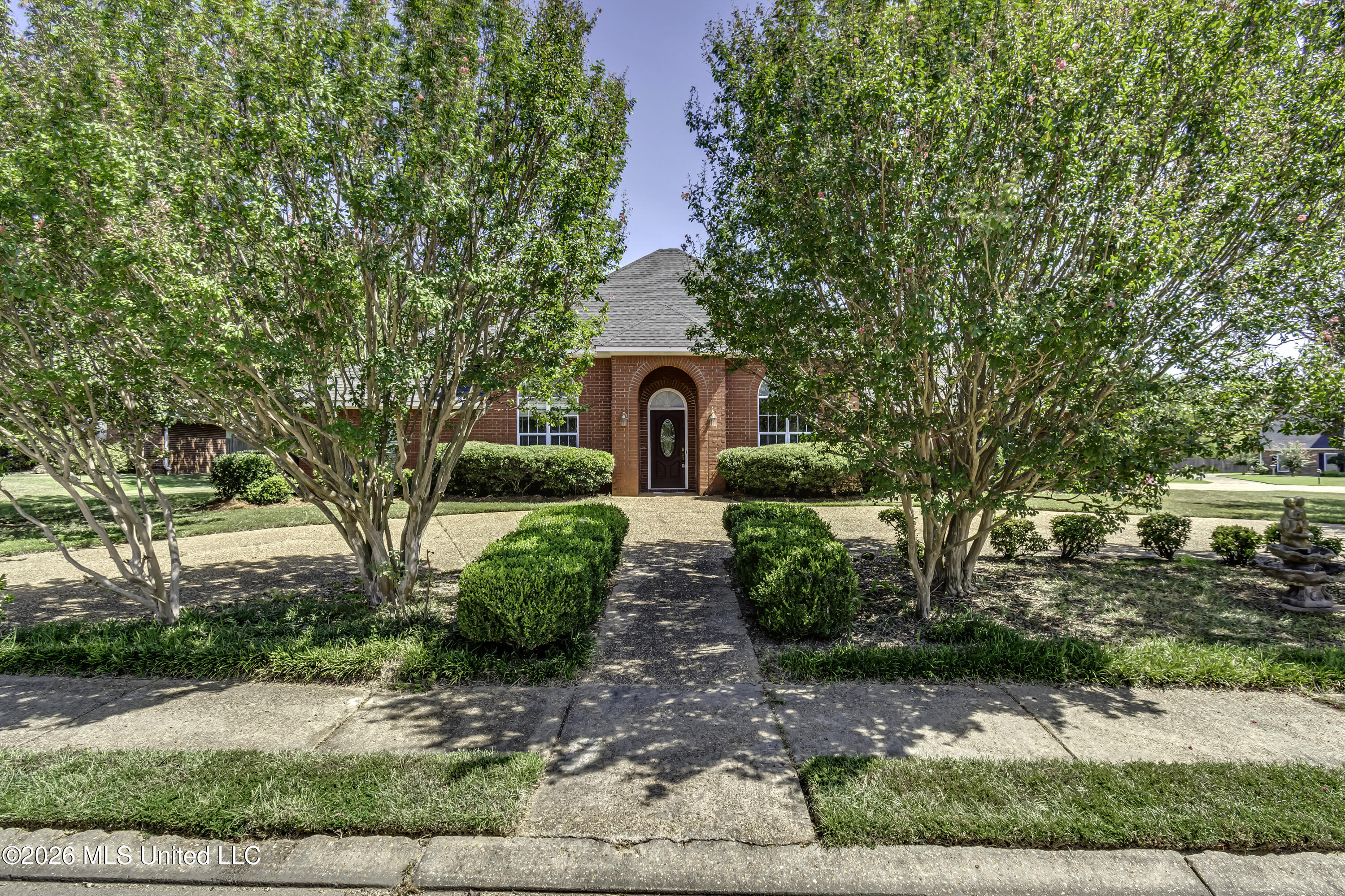 101 Kennesaw Cove Property Photo 4