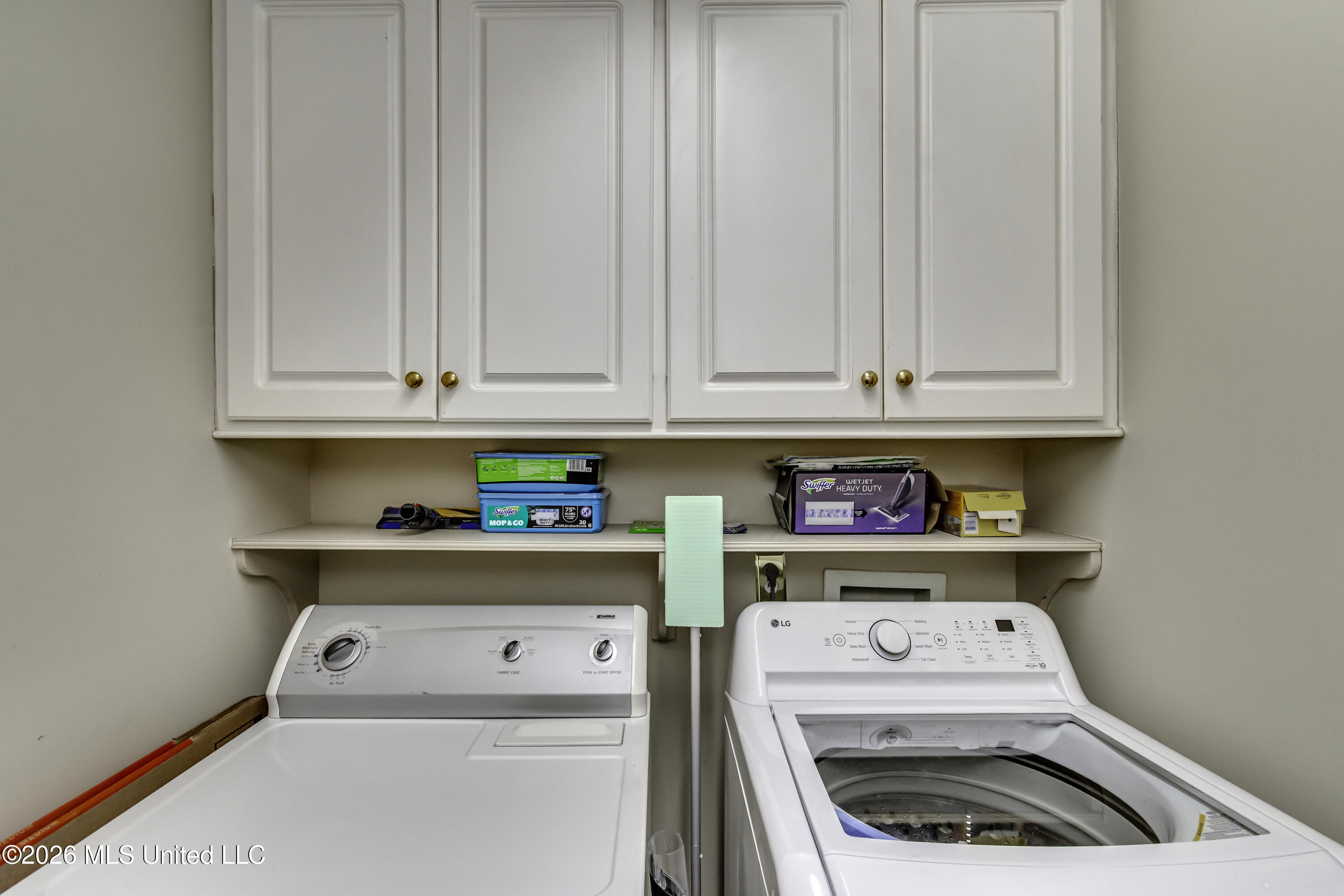 101 Kennesaw Cove Property Photo 23