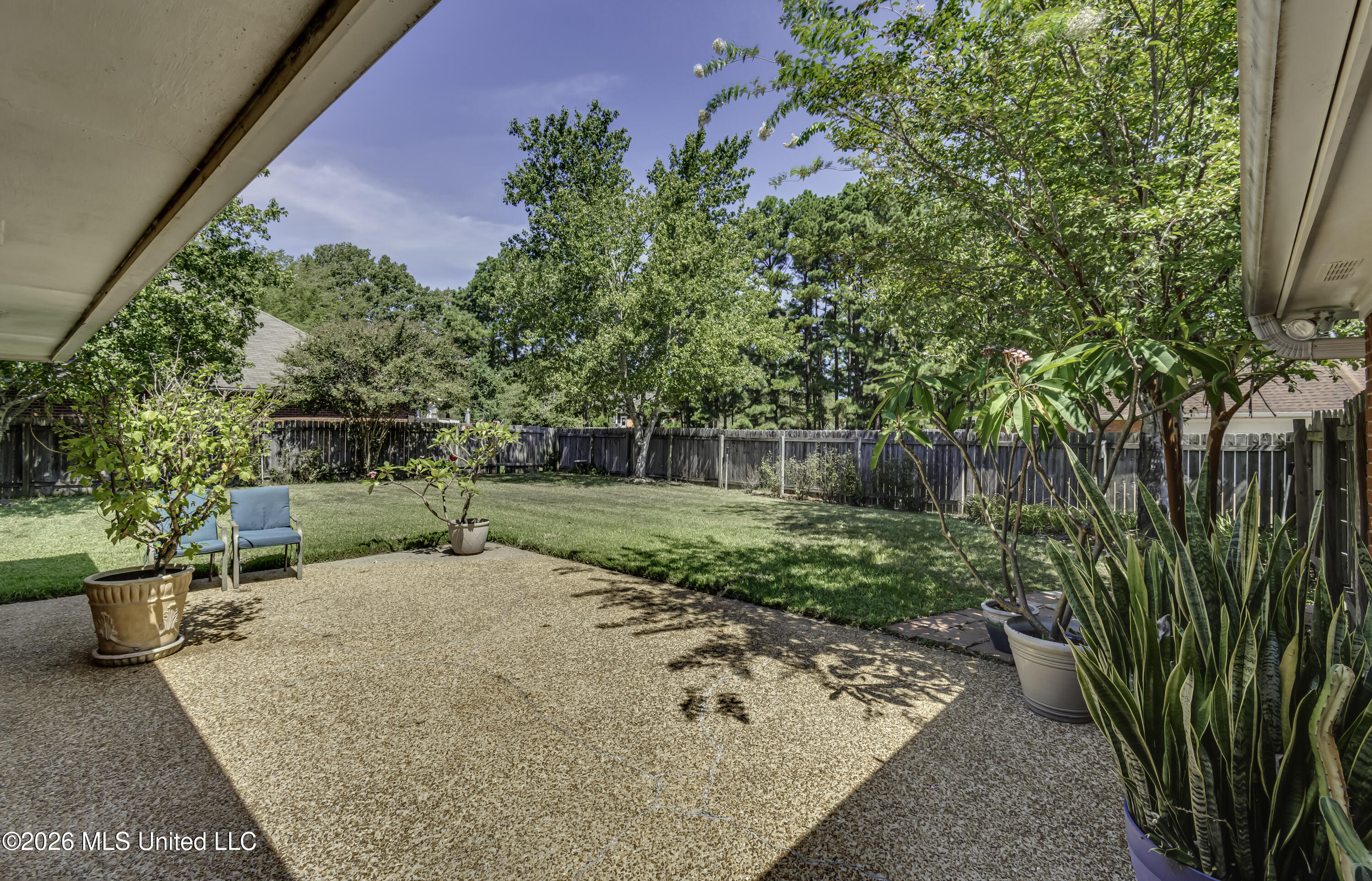 101 Kennesaw Cove Property Photo 44