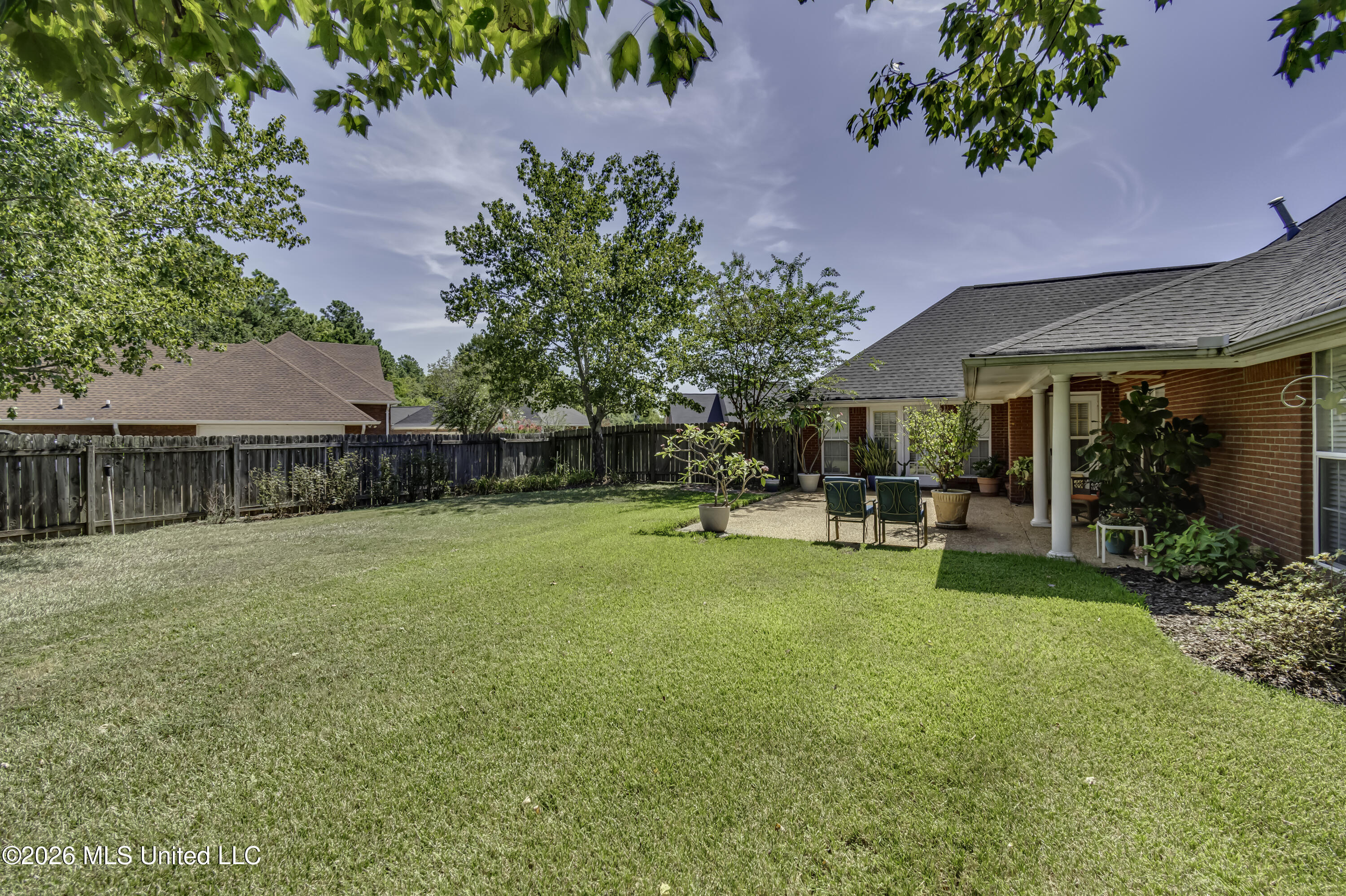 101 Kennesaw Cove Property Photo 48