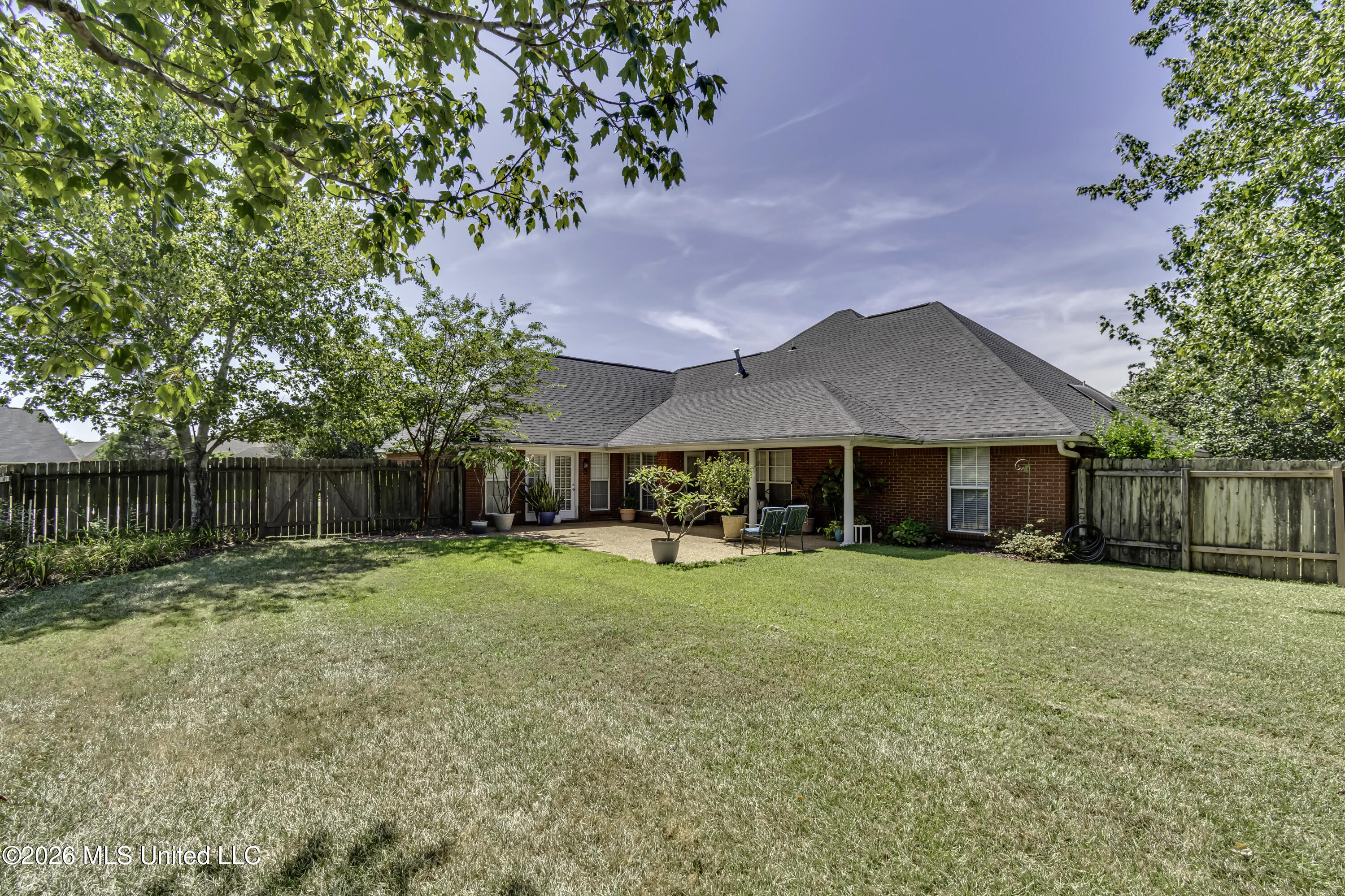 101 Kennesaw Cove Property Photo 49