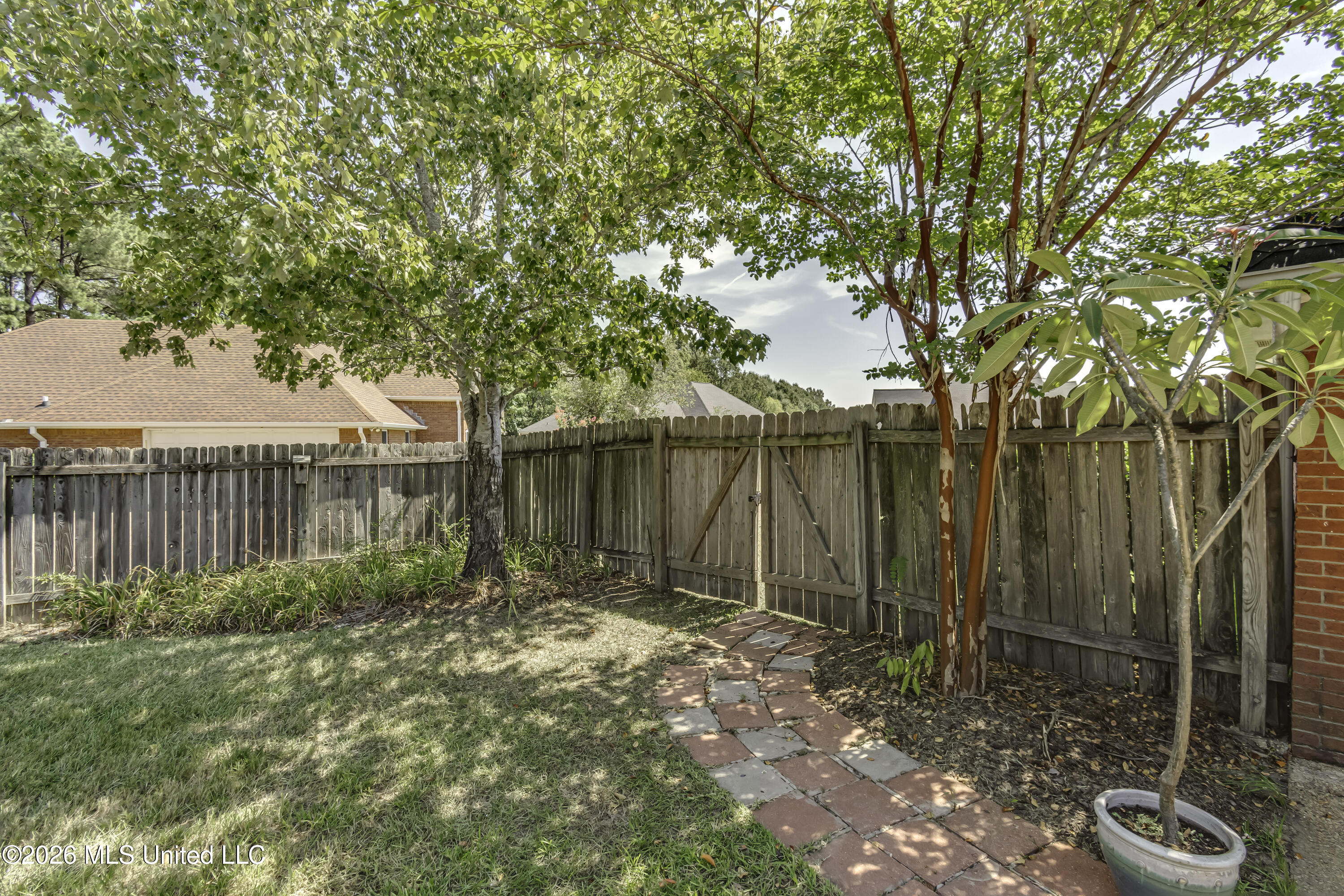 101 Kennesaw Cove Property Photo 50