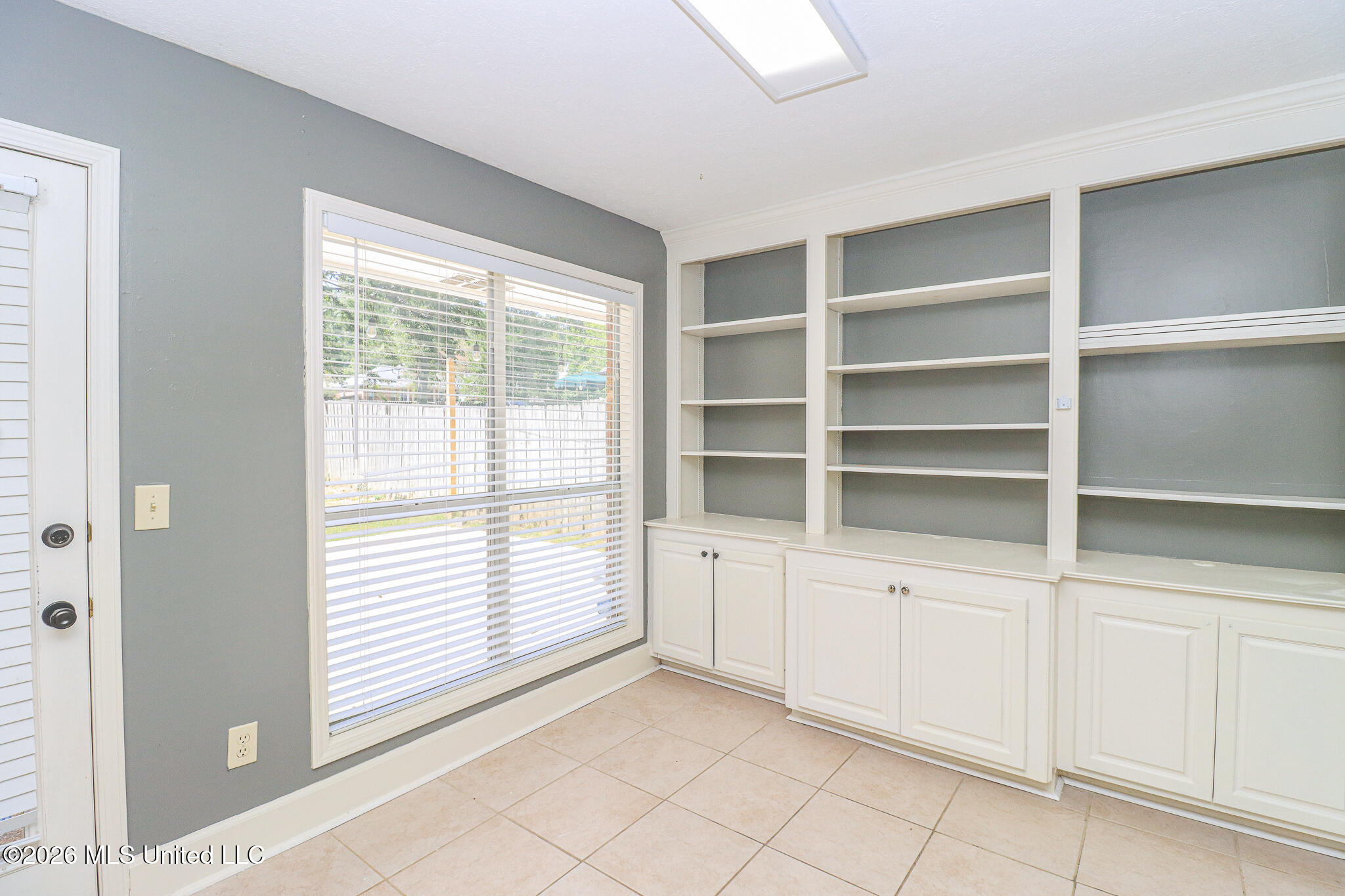 313 Autumn Crest Drive Property Photo 15