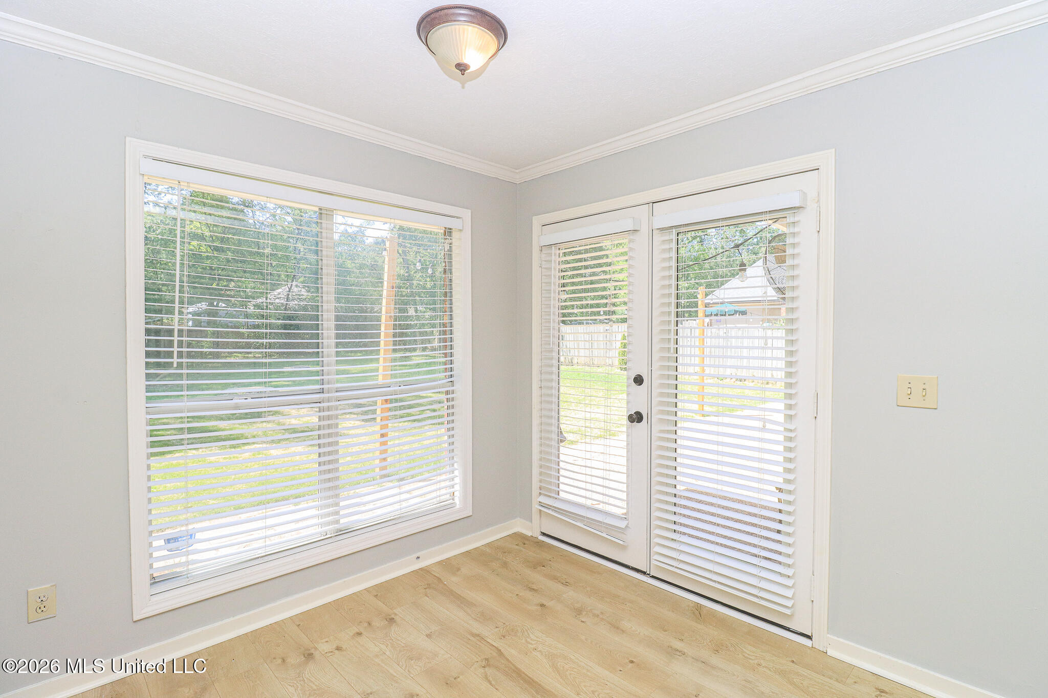 313 Autumn Crest Drive Property Photo 22