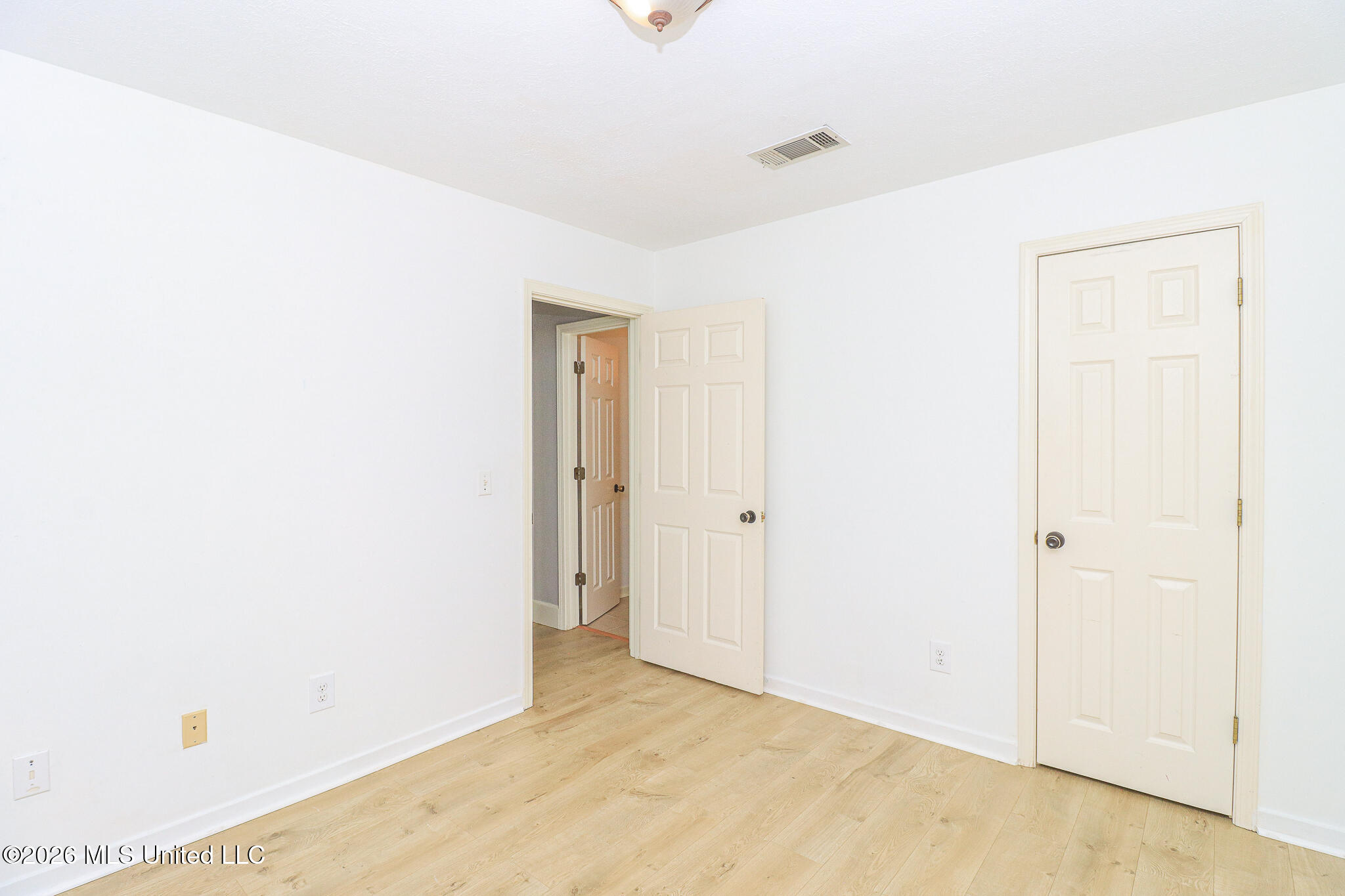 313 Autumn Crest Drive Property Photo 34