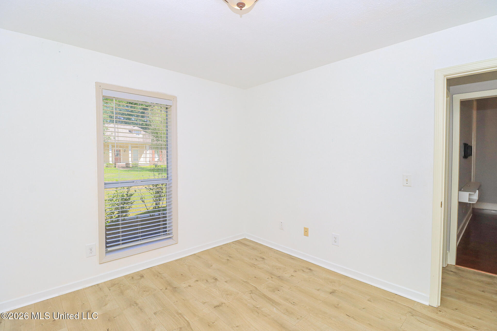 313 Autumn Crest Drive Property Photo 37