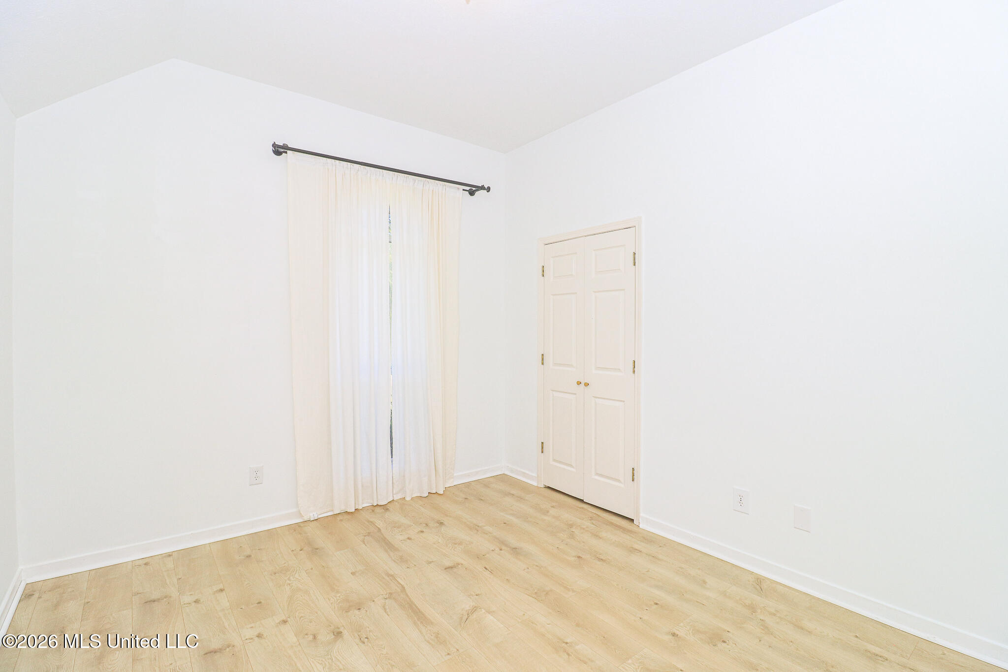 313 Autumn Crest Drive Property Photo 39