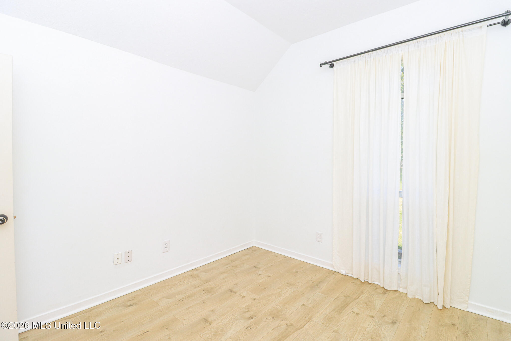 313 Autumn Crest Drive Property Photo 41