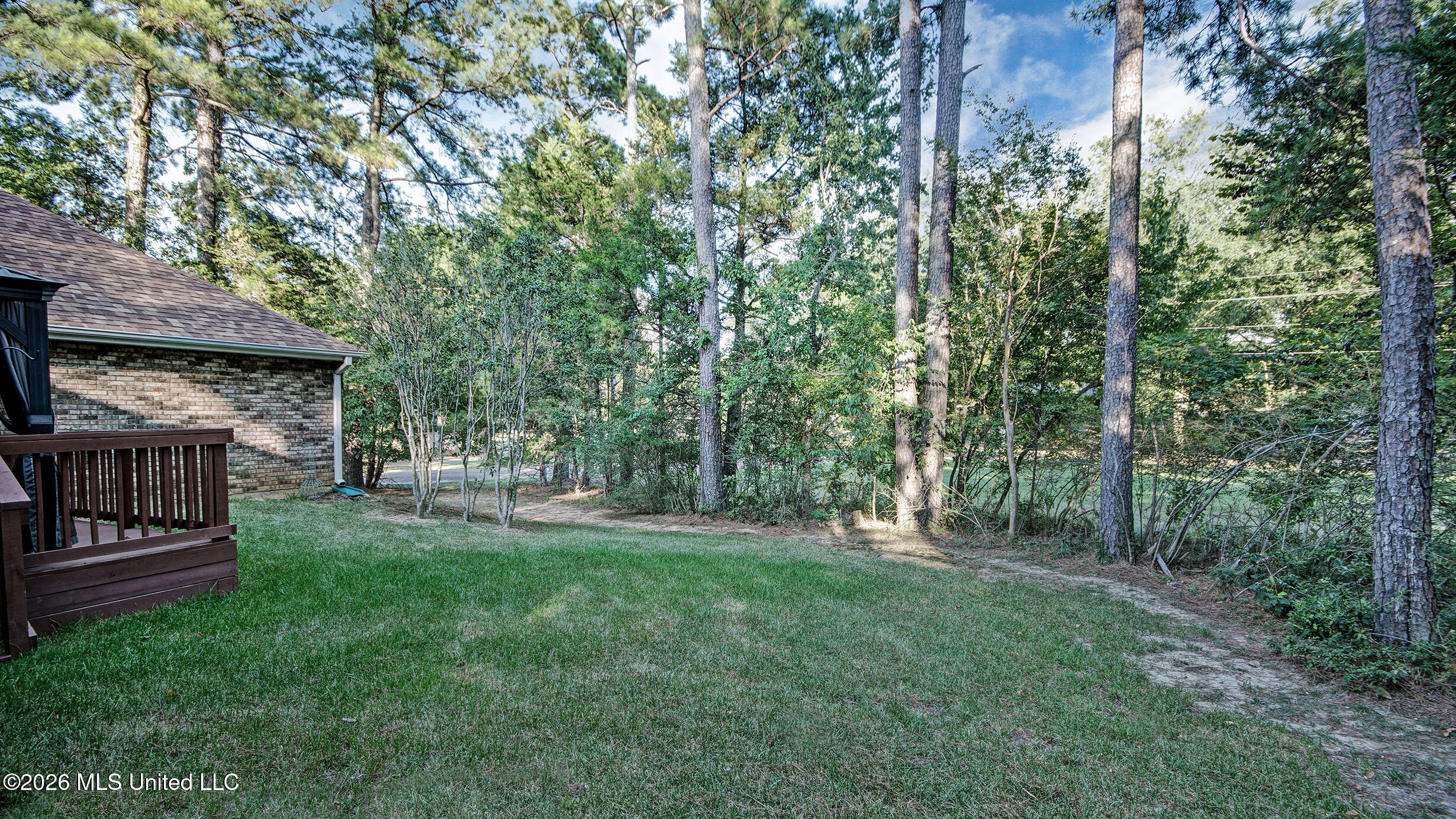 212 Overton Court Property Photo 5