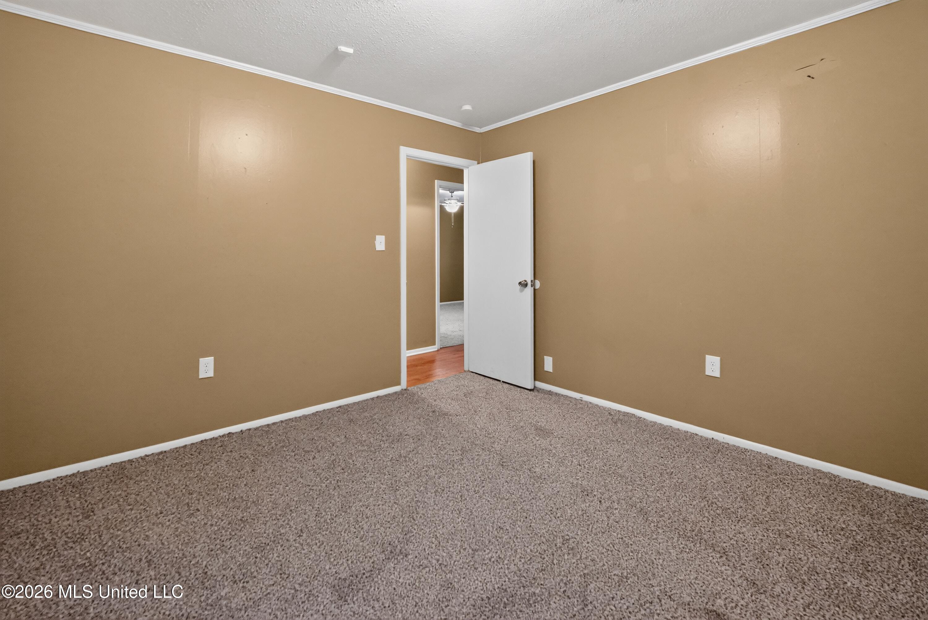 3222 Lakewood Drive Property Photo 7