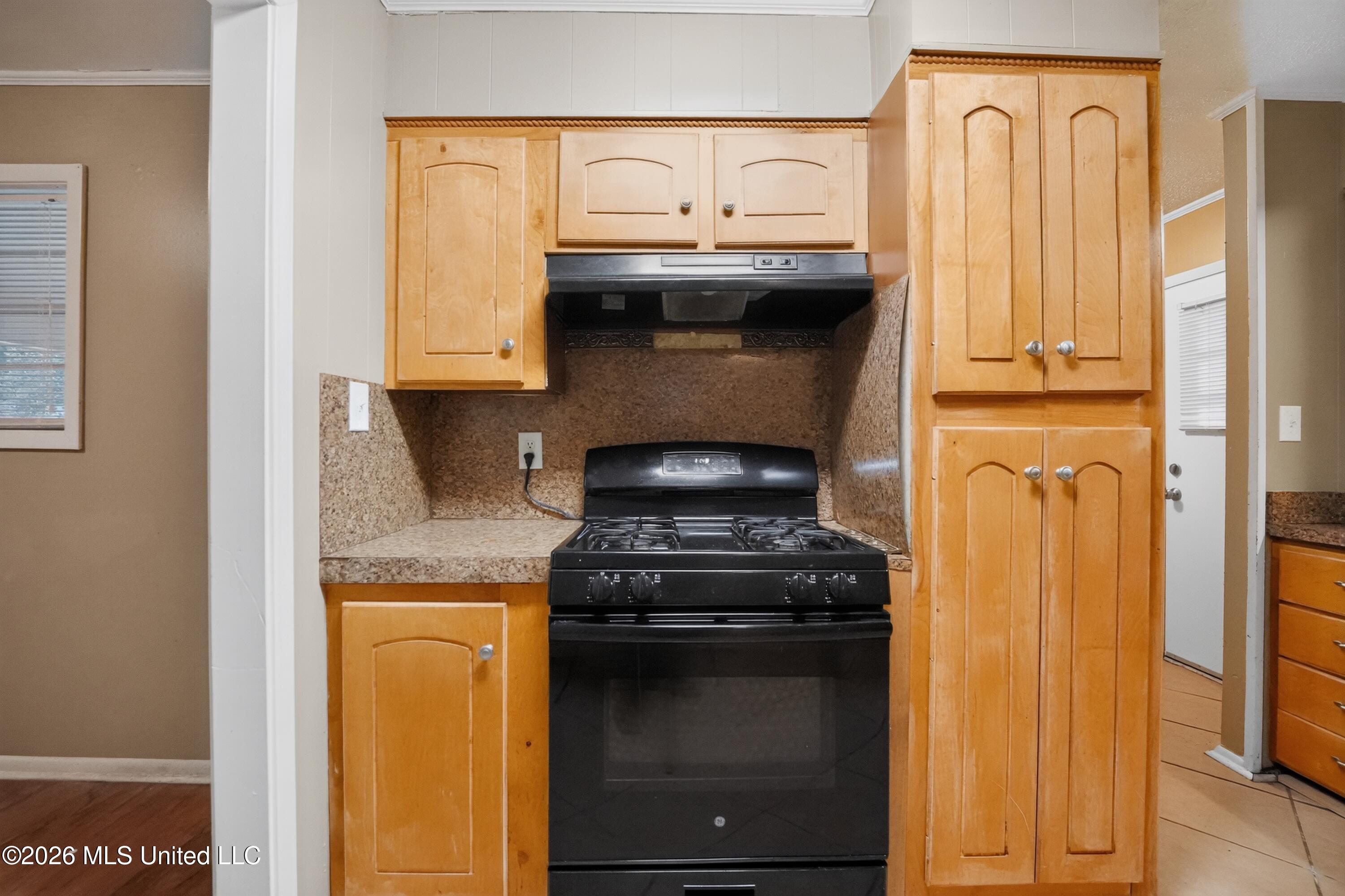 3222 Lakewood Drive Property Photo 9