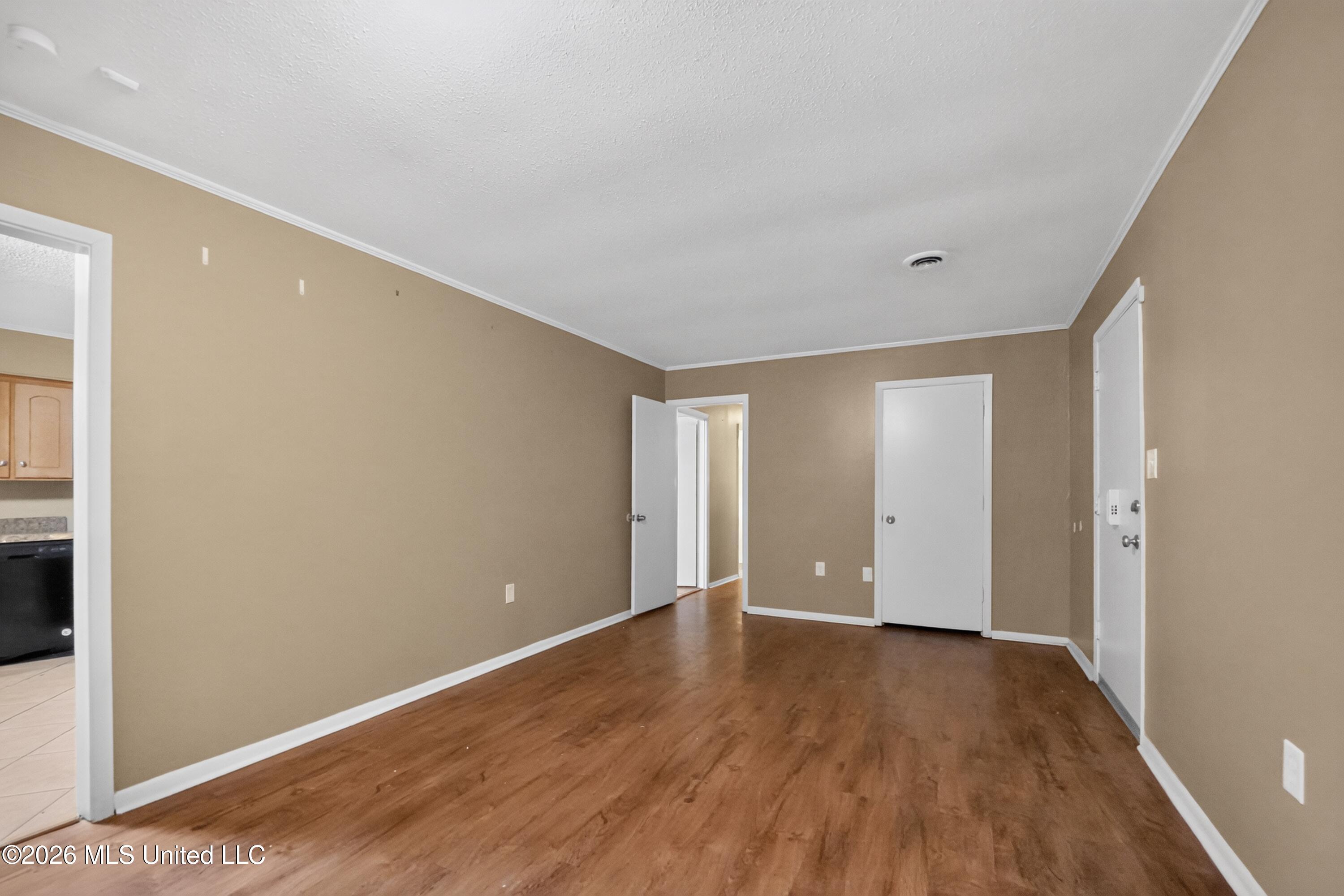 3222 Lakewood Drive Property Photo 13