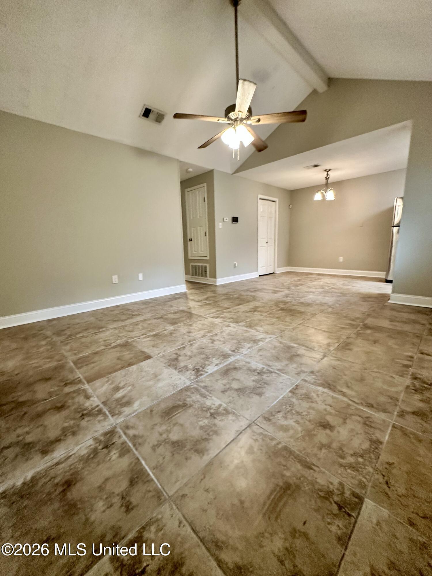 1743 James Buchanan Drive Property Photo 4