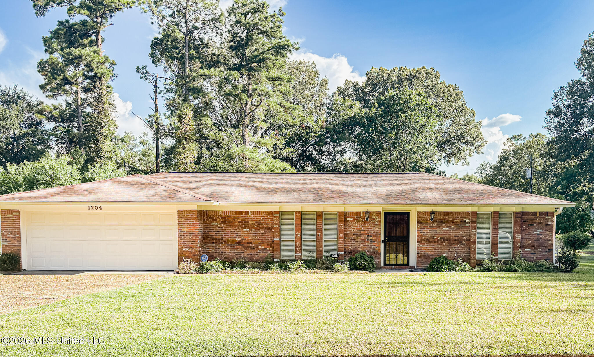 1204 Dogwood Drive Property Photo 1