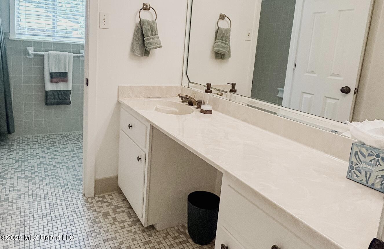 1204 Dogwood Drive Property Photo 11