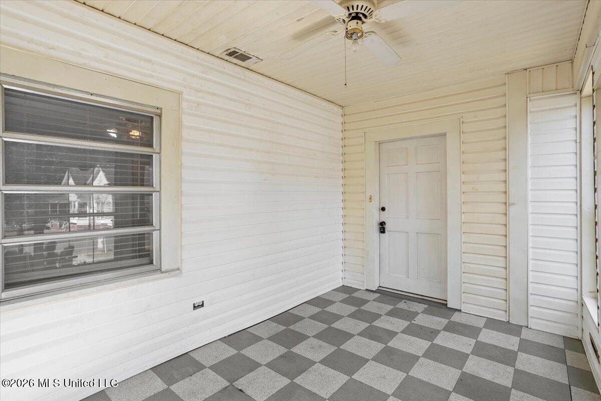 404 Dubose Street Property Photo 5