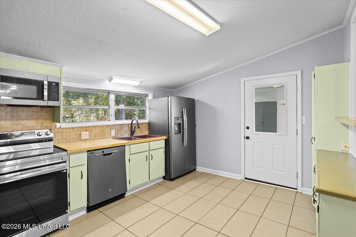 404 Dubose Street Property Photo 13