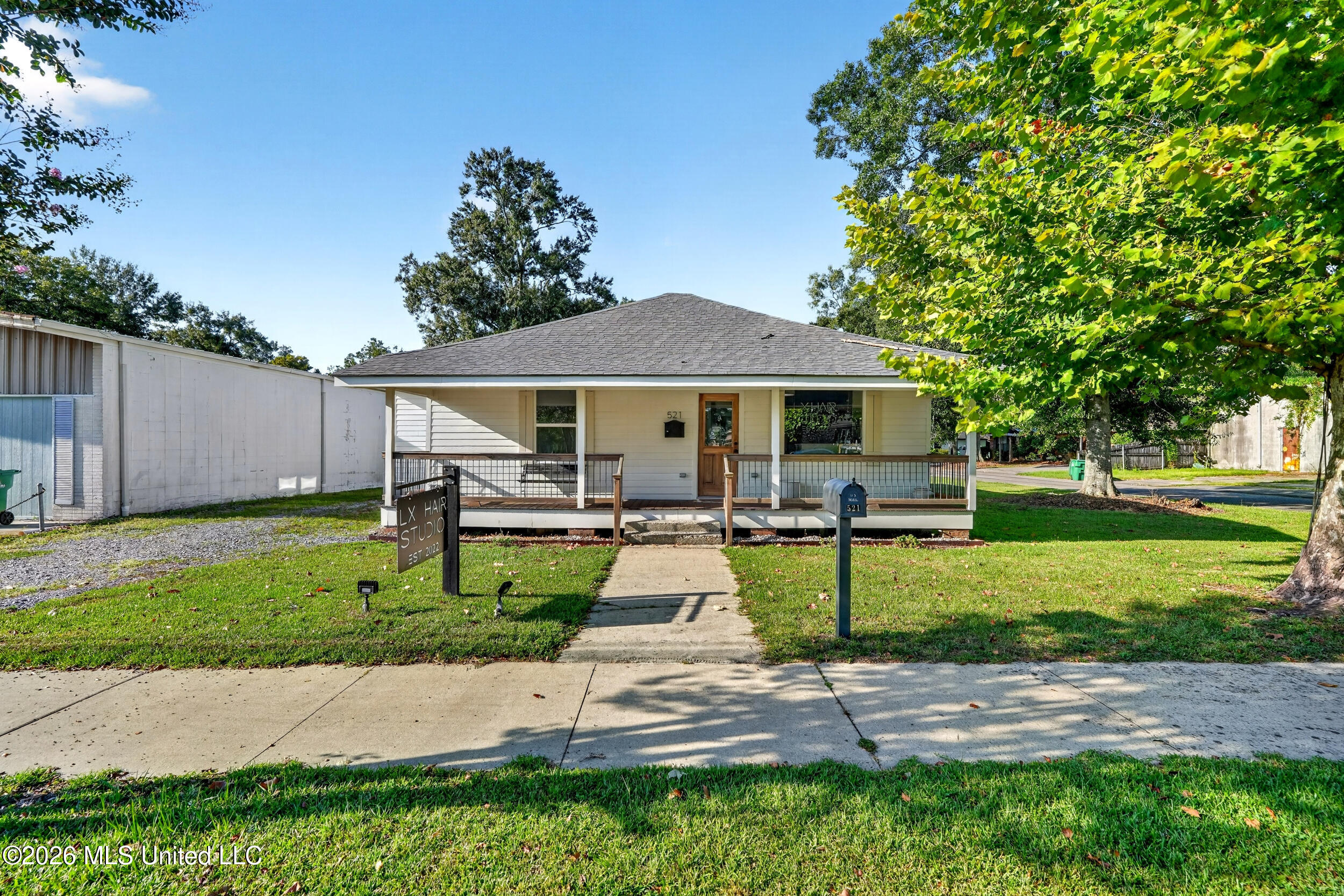 521 W Canal Street Property Photo 4