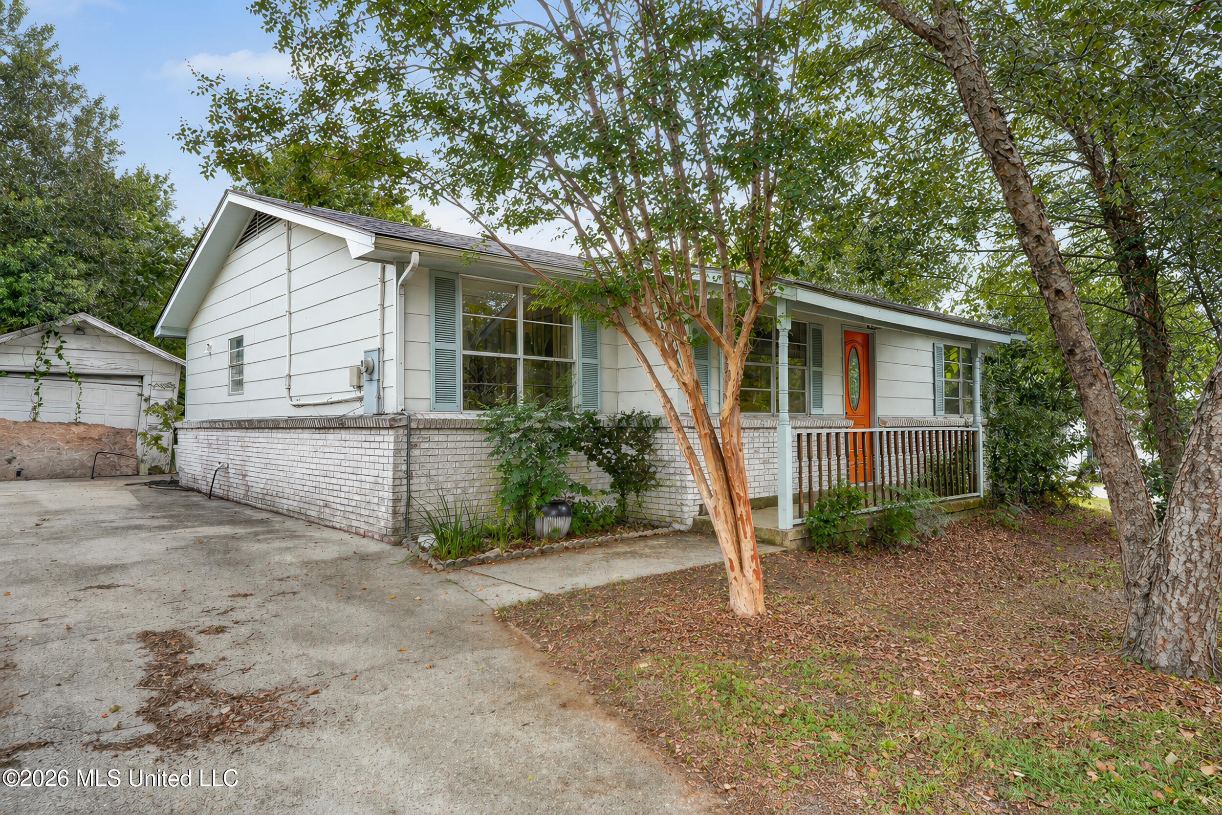 338 Carroll Avenue Property Photo 1