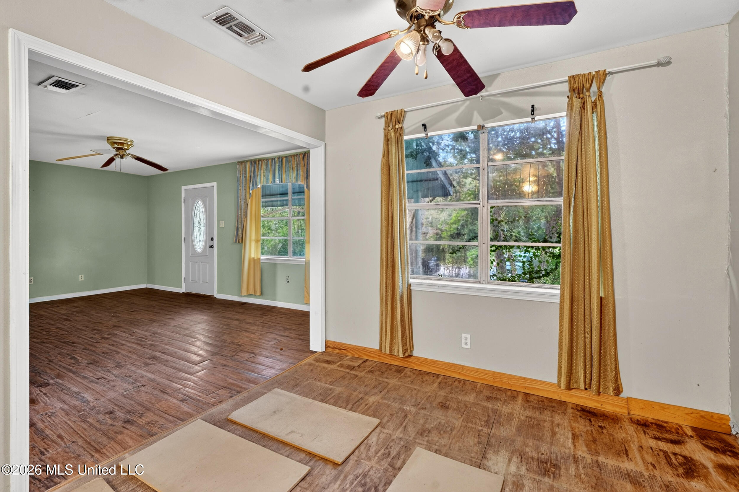 338 Carroll Avenue Property Photo 9