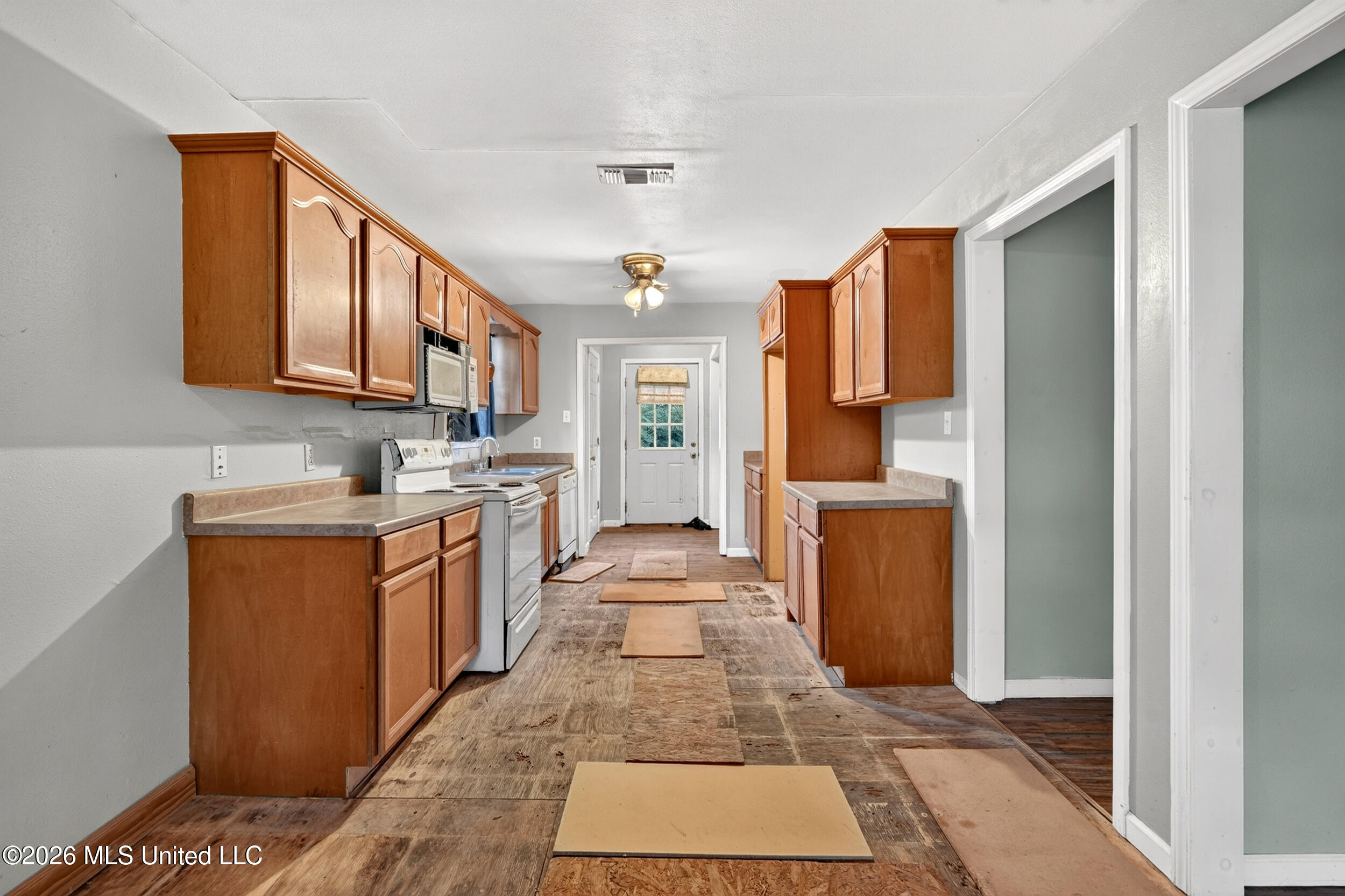 338 Carroll Avenue Property Photo 11