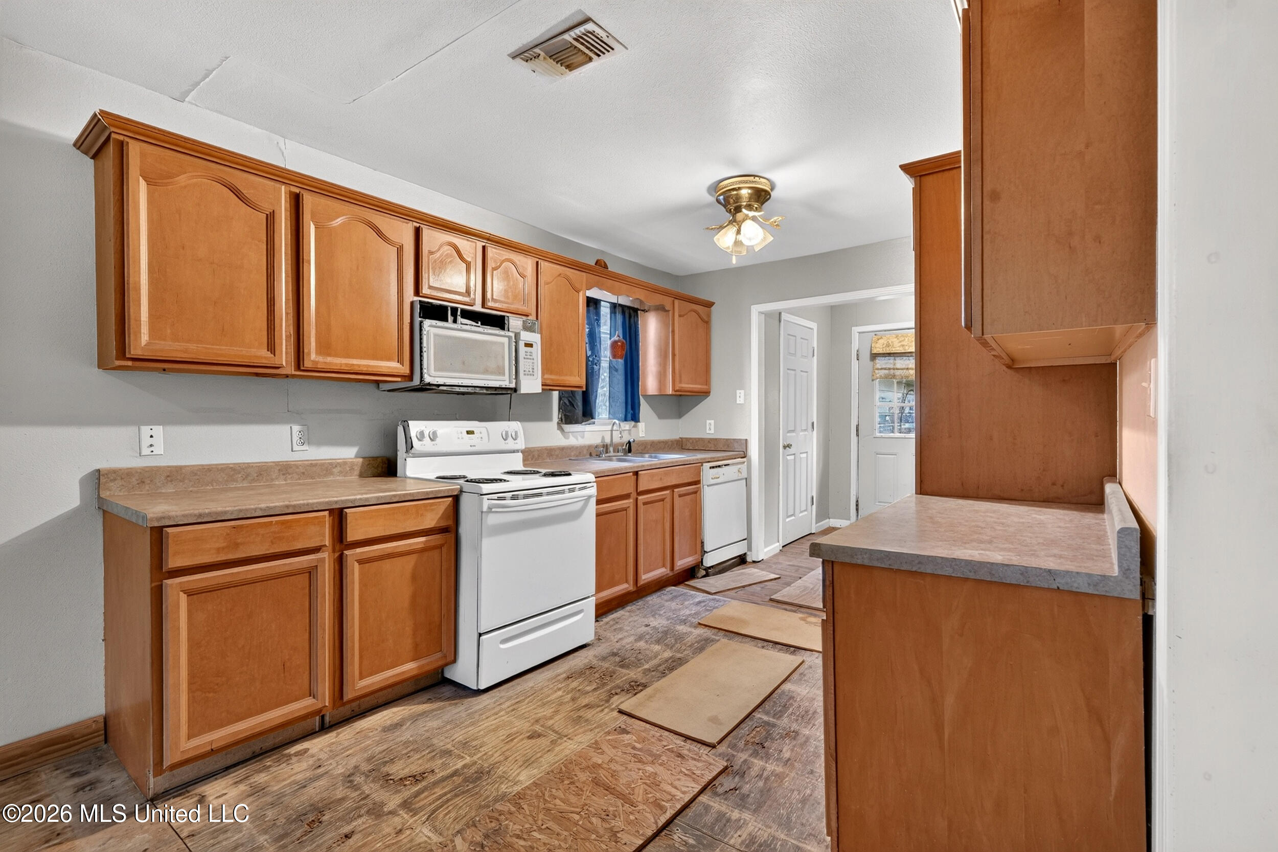338 Carroll Avenue Property Photo 12
