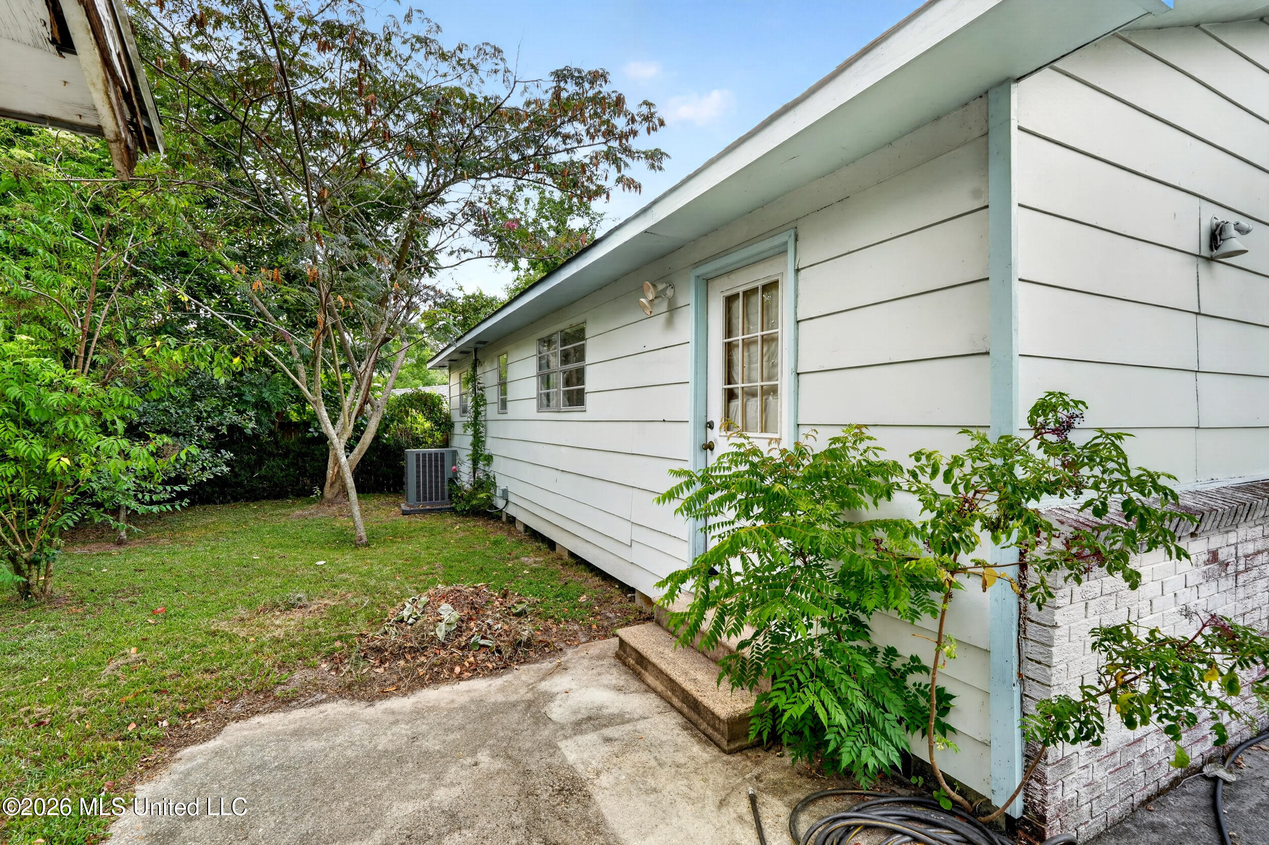 338 Carroll Avenue Property Photo 29