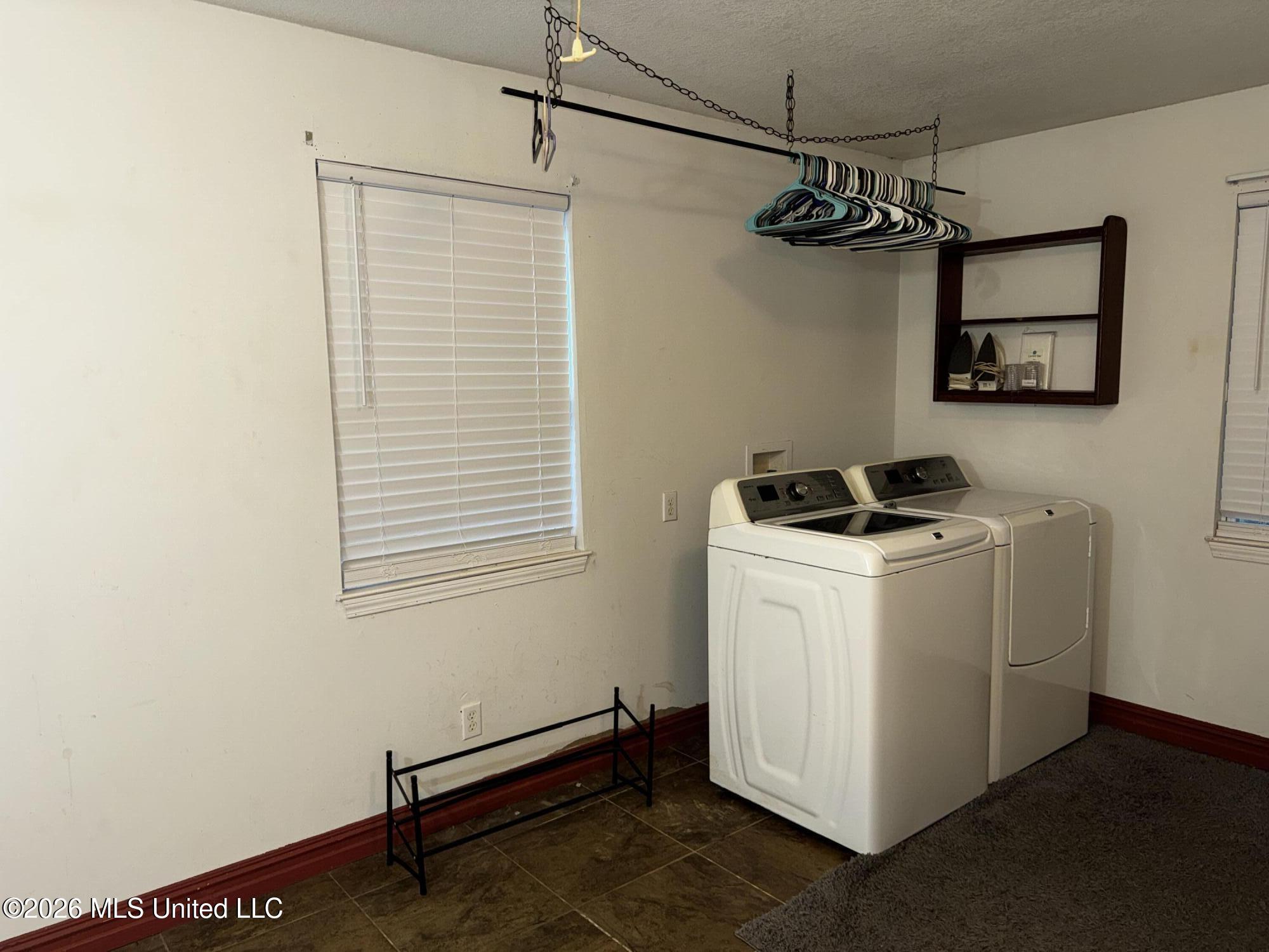 16403 Omar Boulevard Property Photo 17