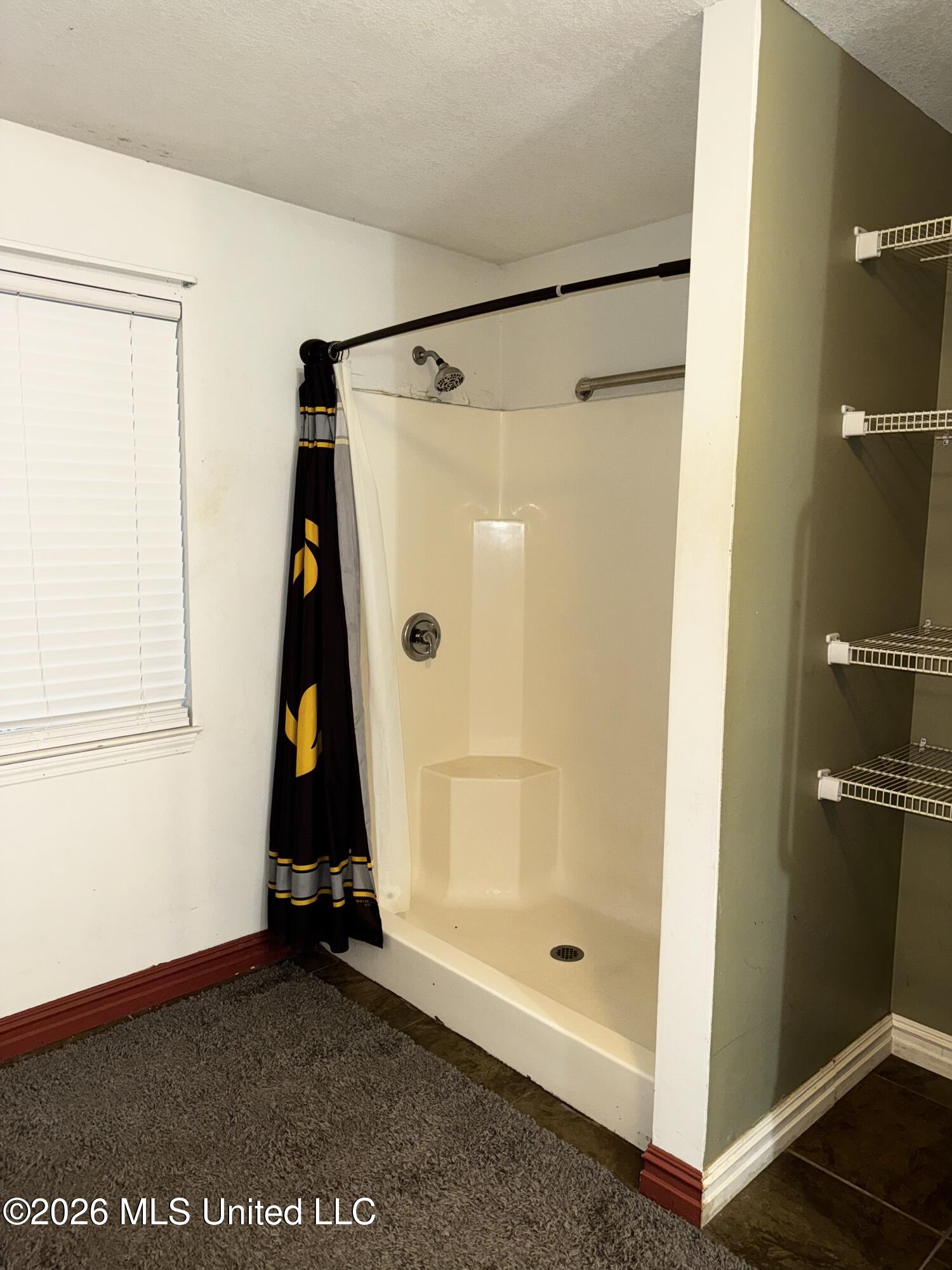 16403 Omar Boulevard Property Photo 18