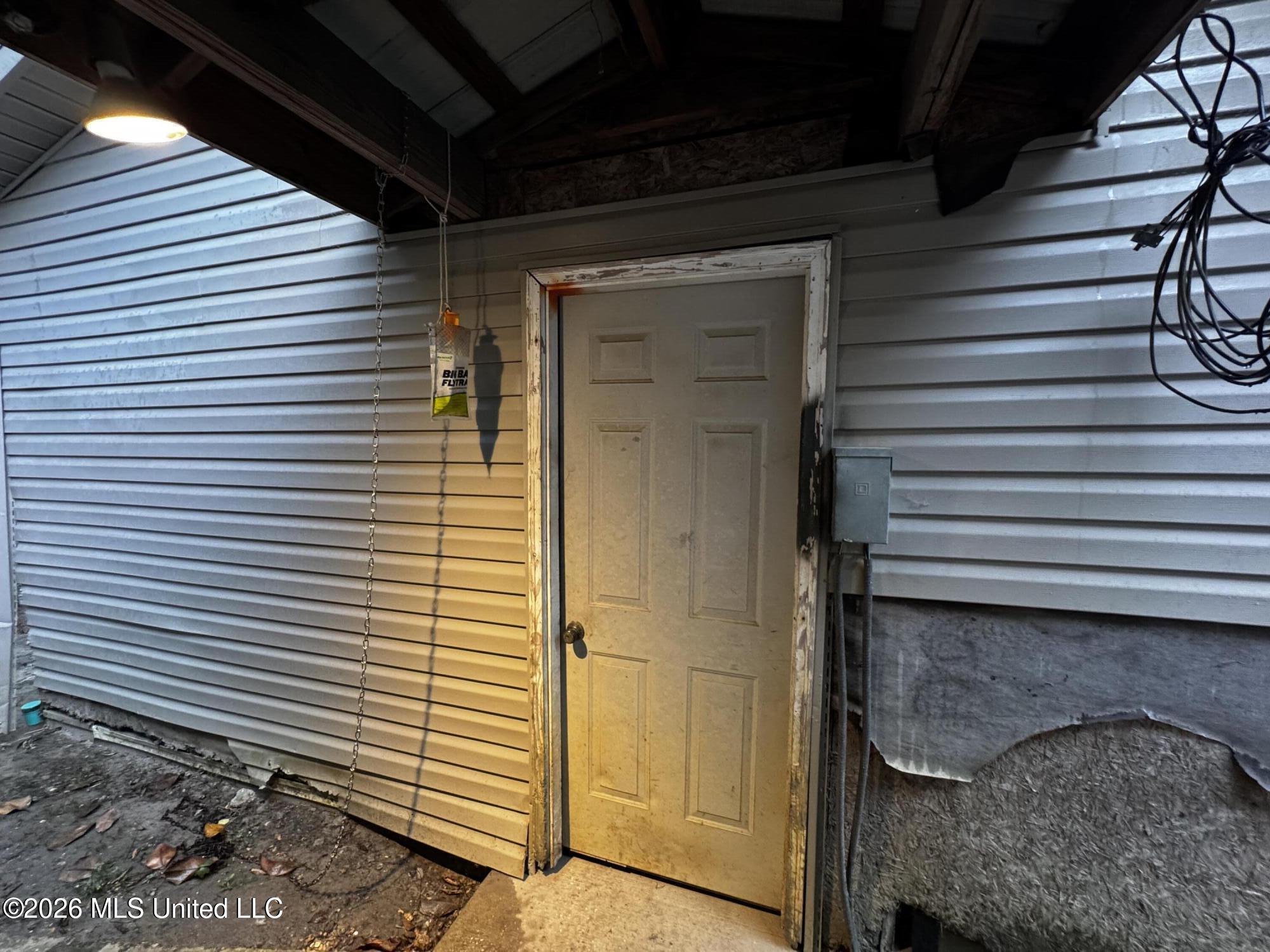 16403 Omar Boulevard Property Photo 28