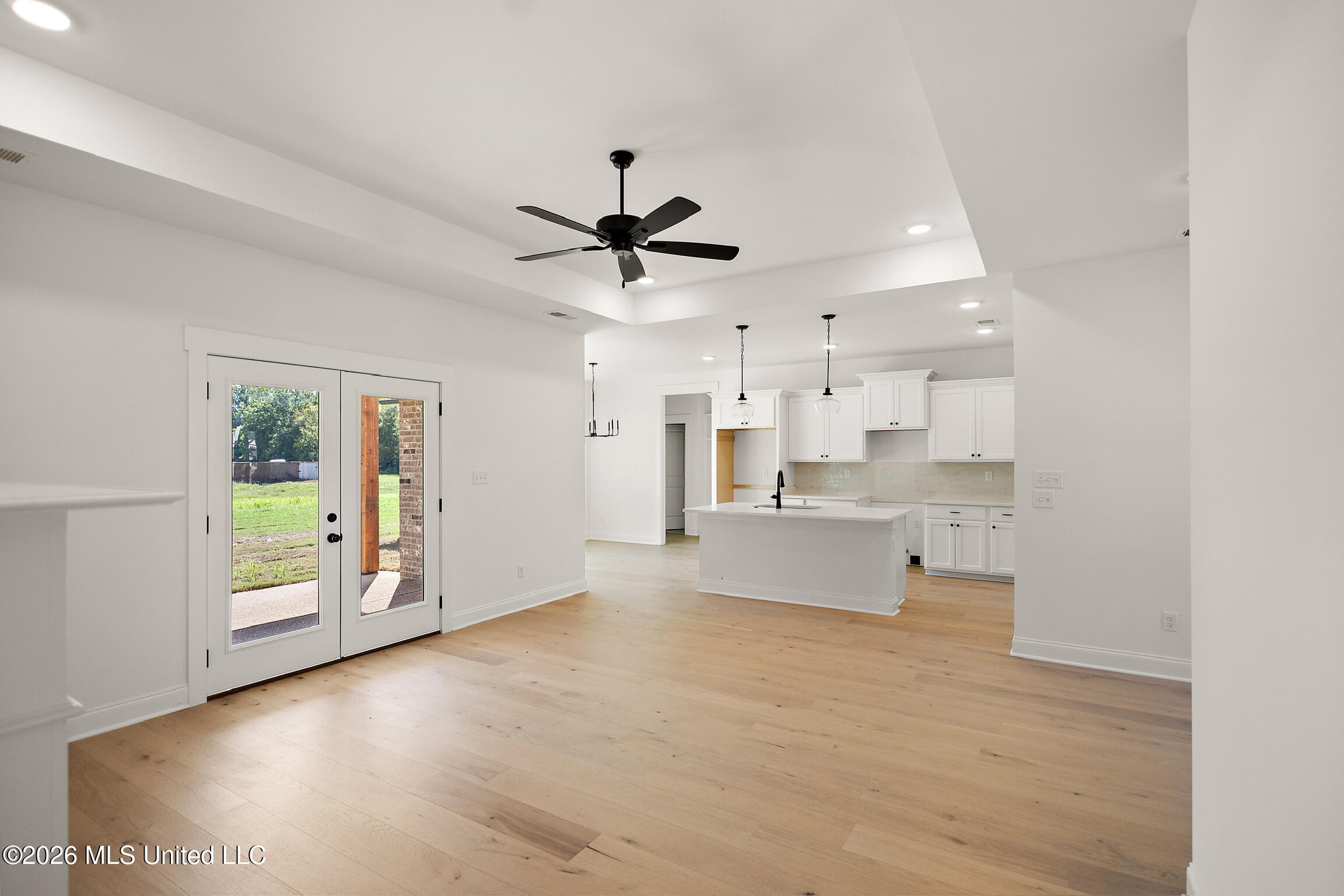 7607 Thomas Riley Street Property Photo 10