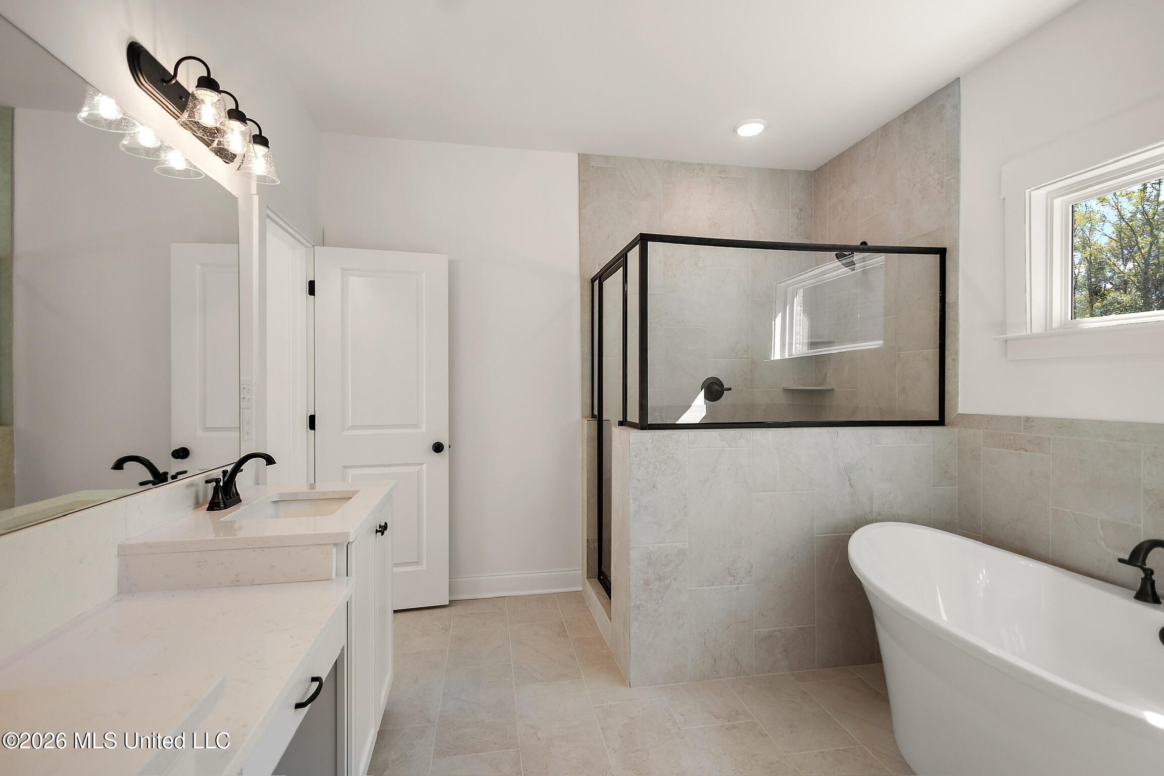 7607 Thomas Riley Street Property Photo 17