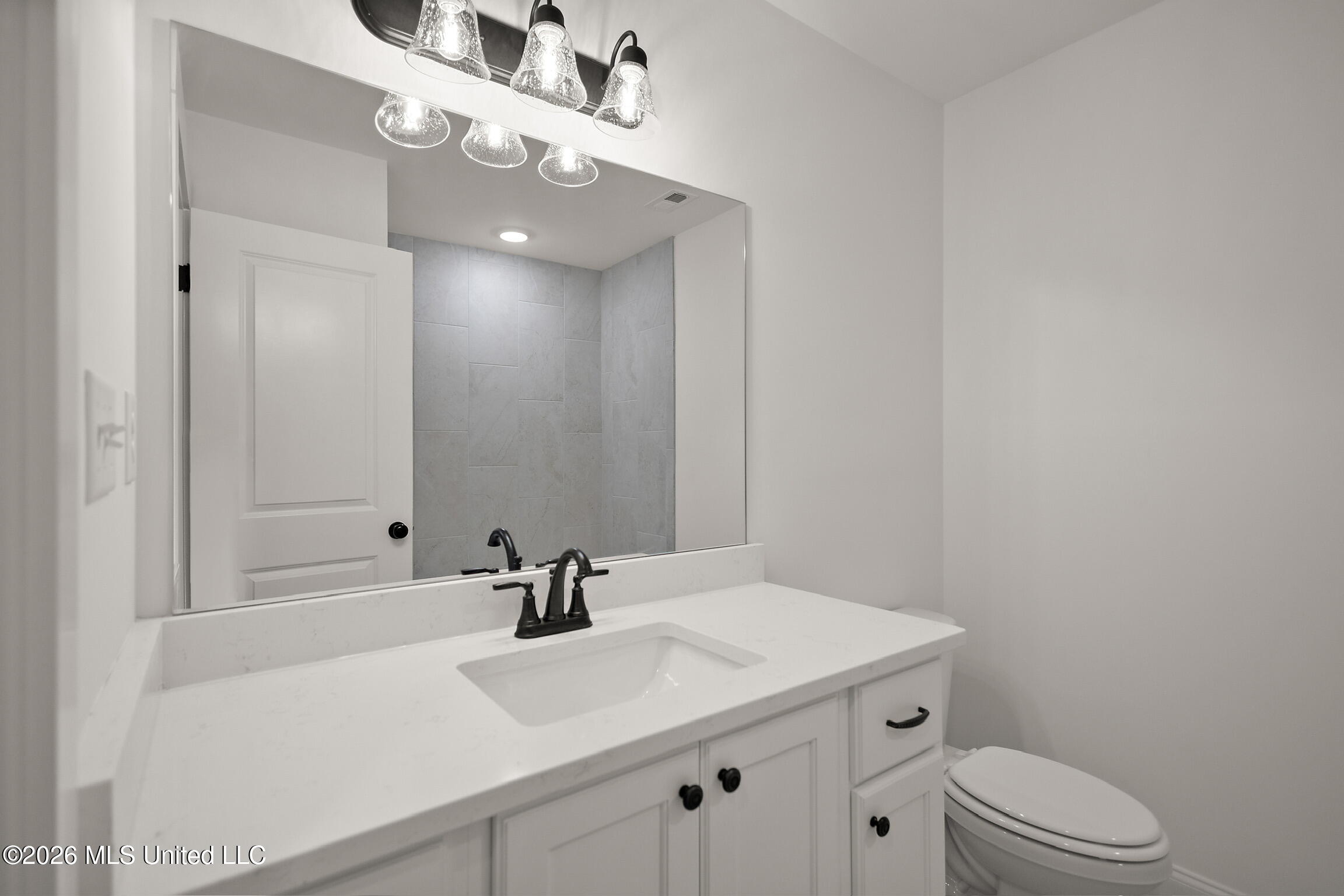 7607 Thomas Riley Street Property Photo 31
