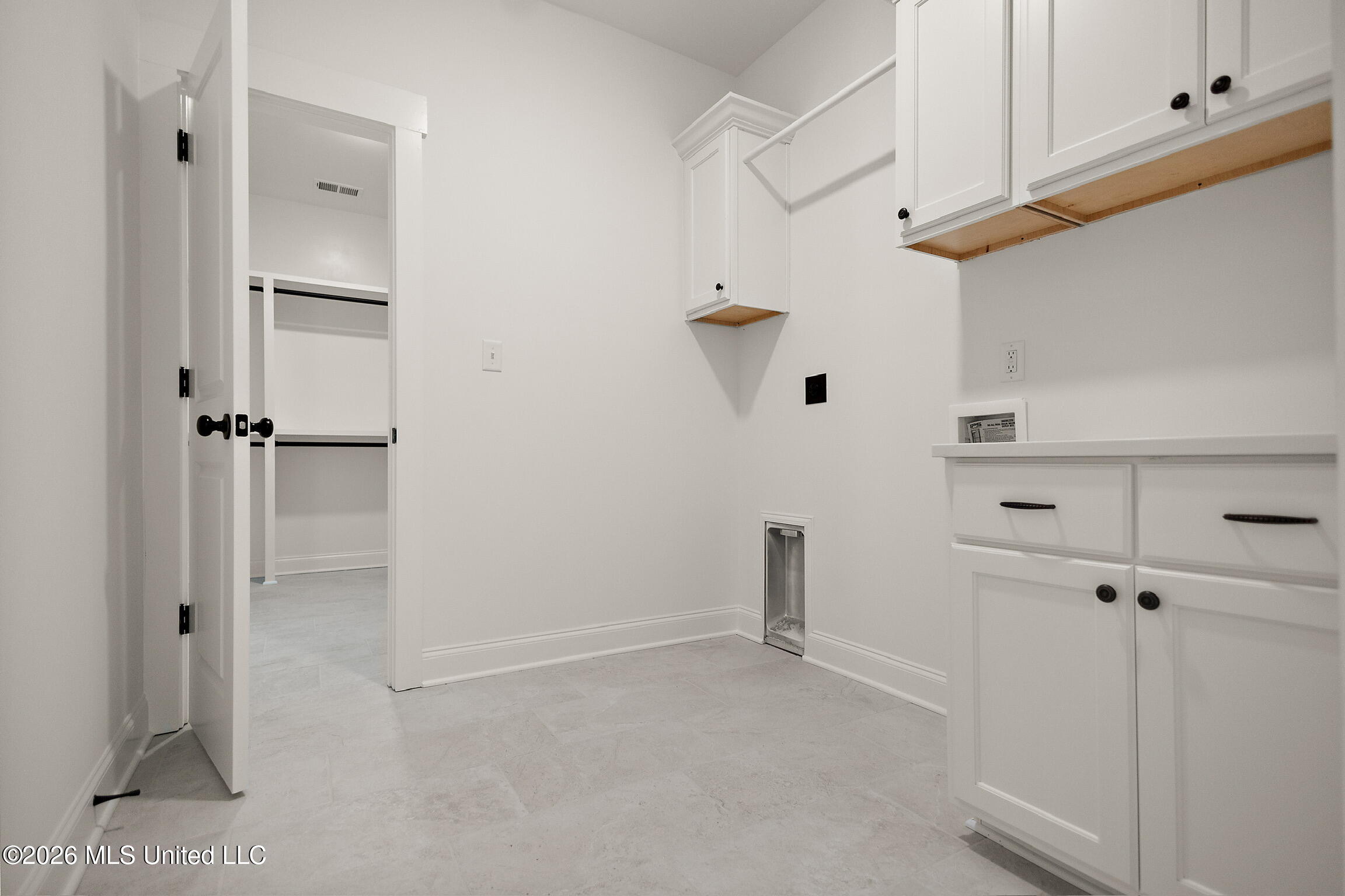 7607 Thomas Riley Street Property Photo 37