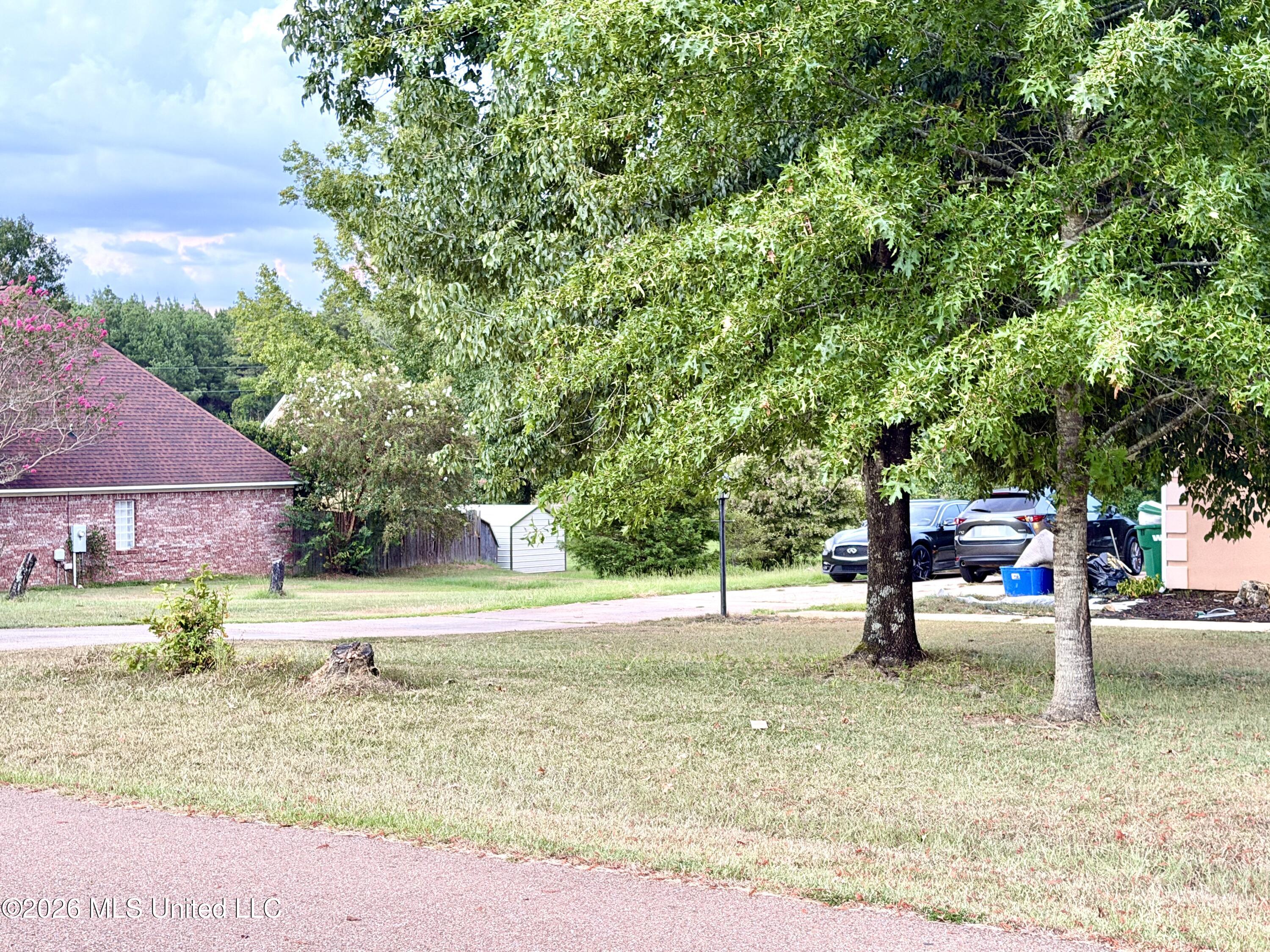 6165 Kay Brook Drive Property Photo 3