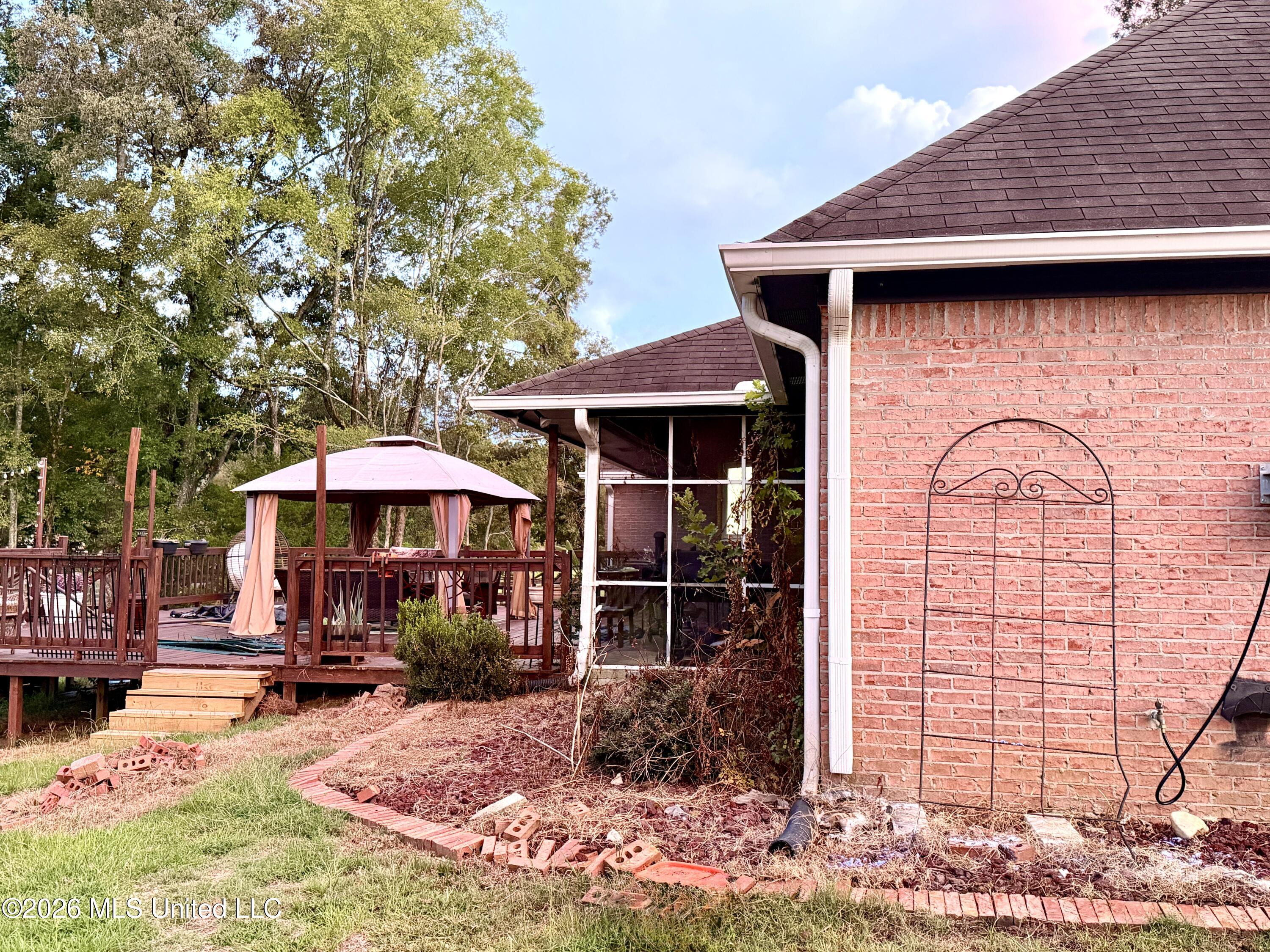 6165 Kay Brook Drive Property Photo 4