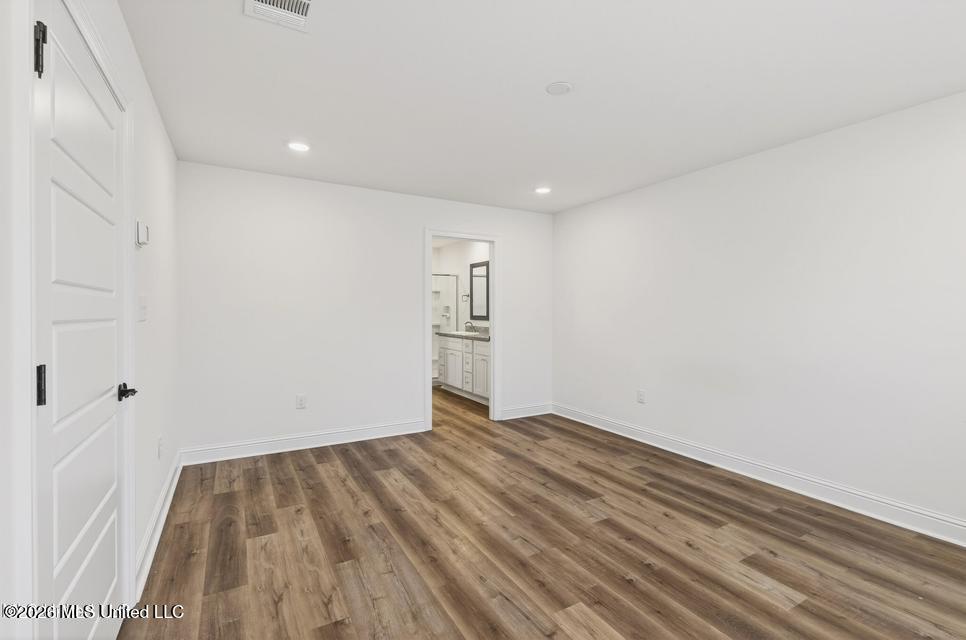 10508 Glade Cove Property Photo 11