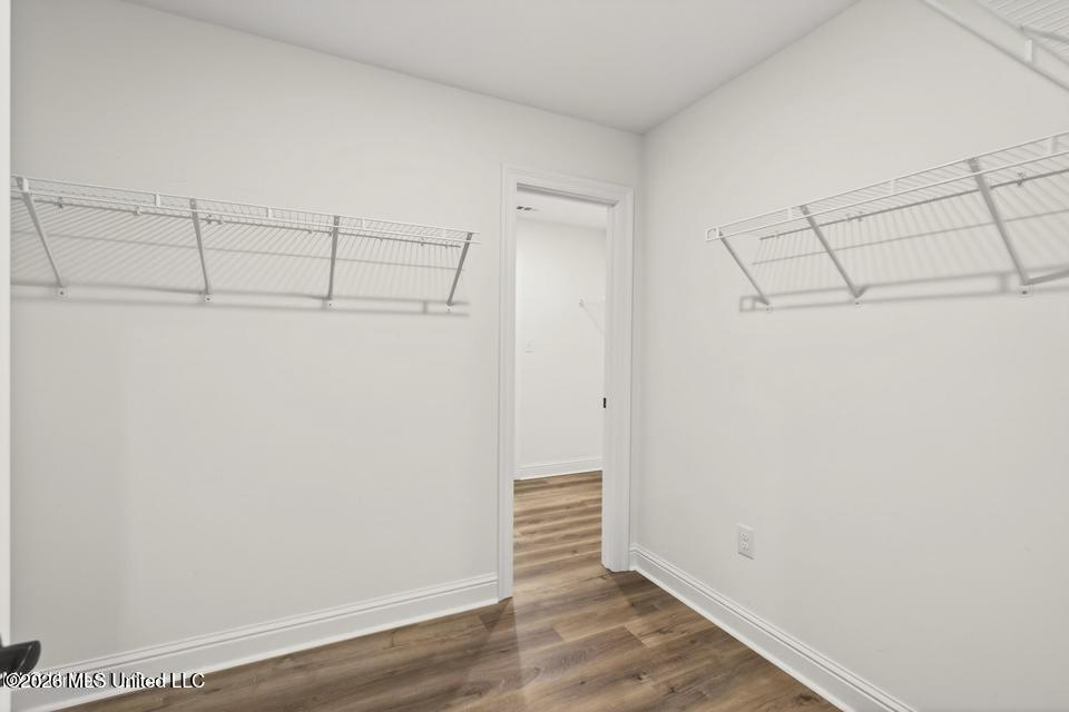 10508 Glade Cove Property Photo 14