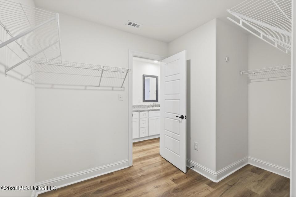 10508 Glade Cove Property Photo 15